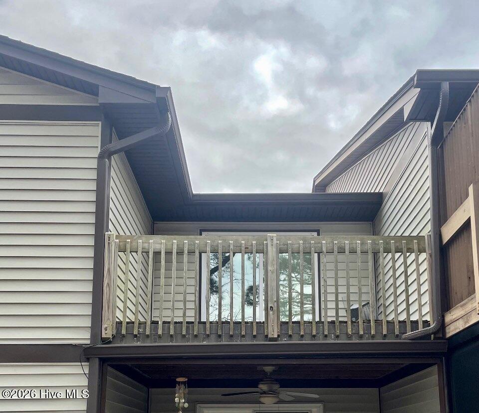 100548583 | Photo 21