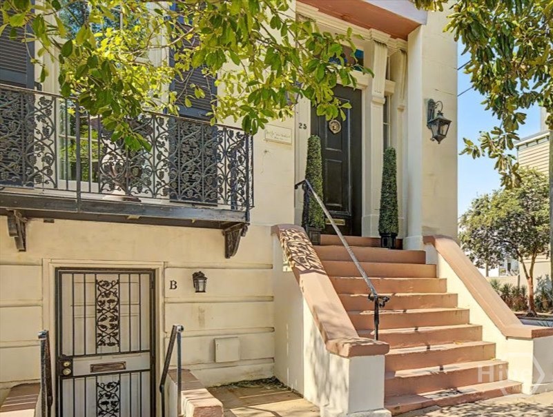 3rd image of 25 W Perry St, Savannah, GA 31401 | MLS# SA363012