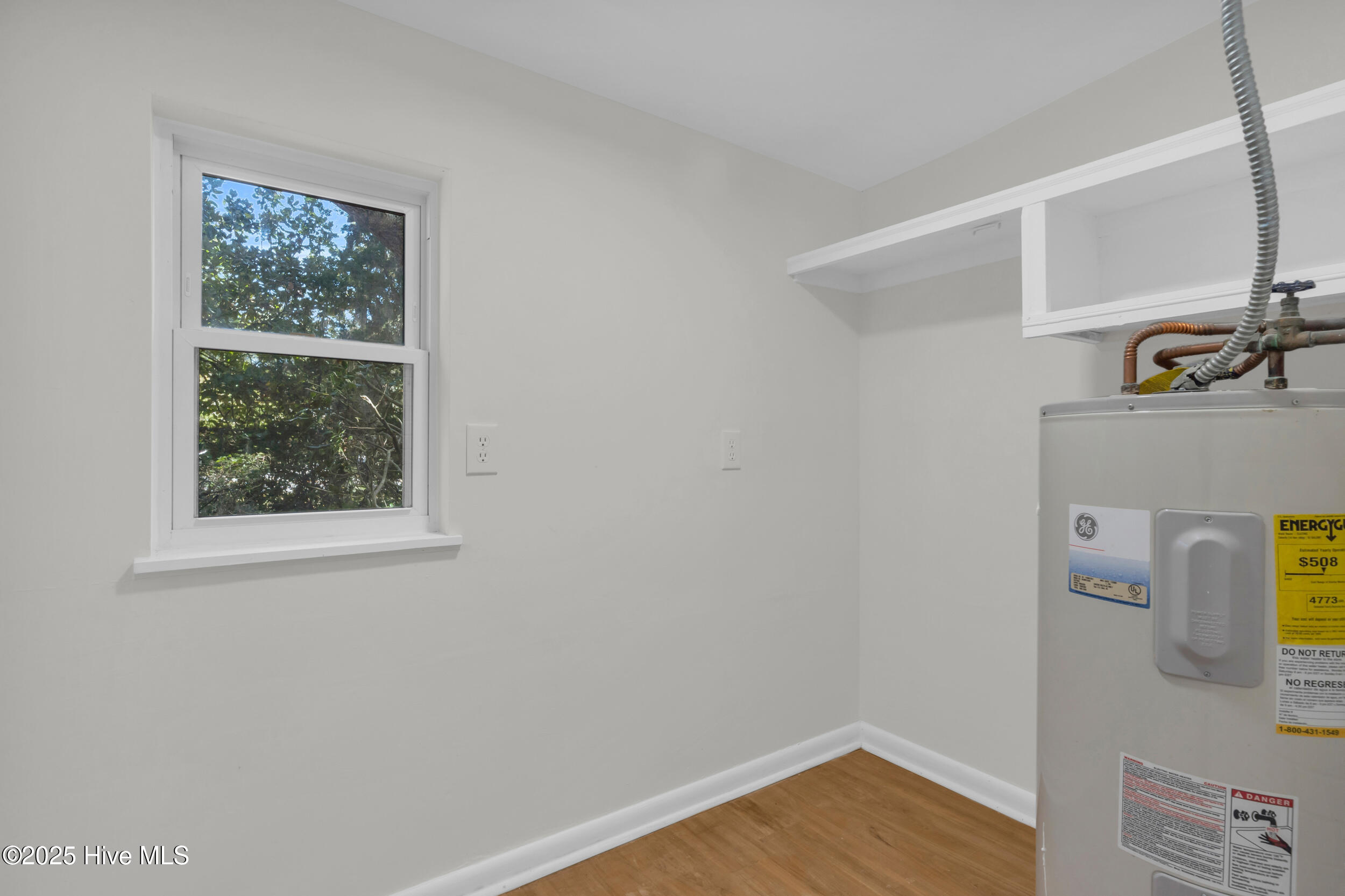 100532133 | Photo 40