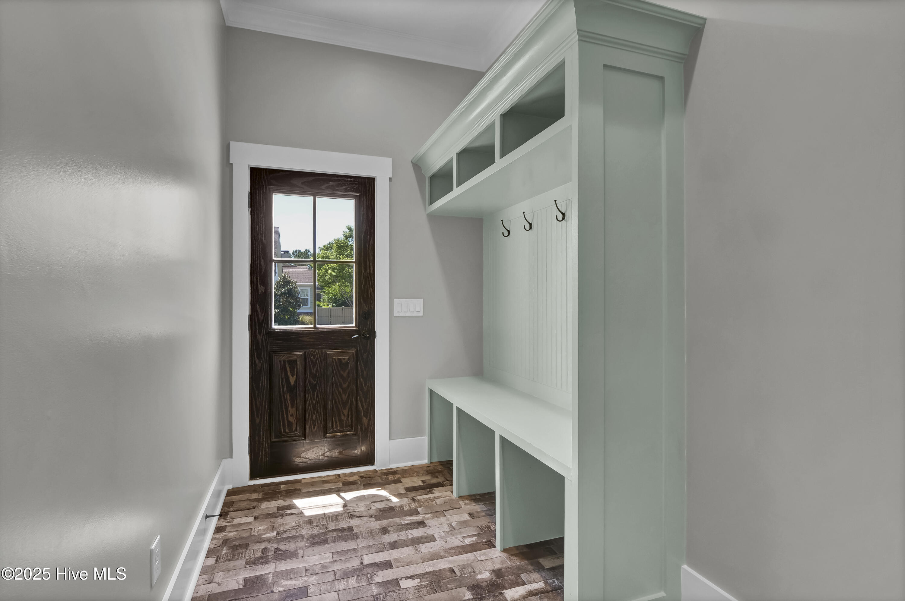 100550723 | Photo 17