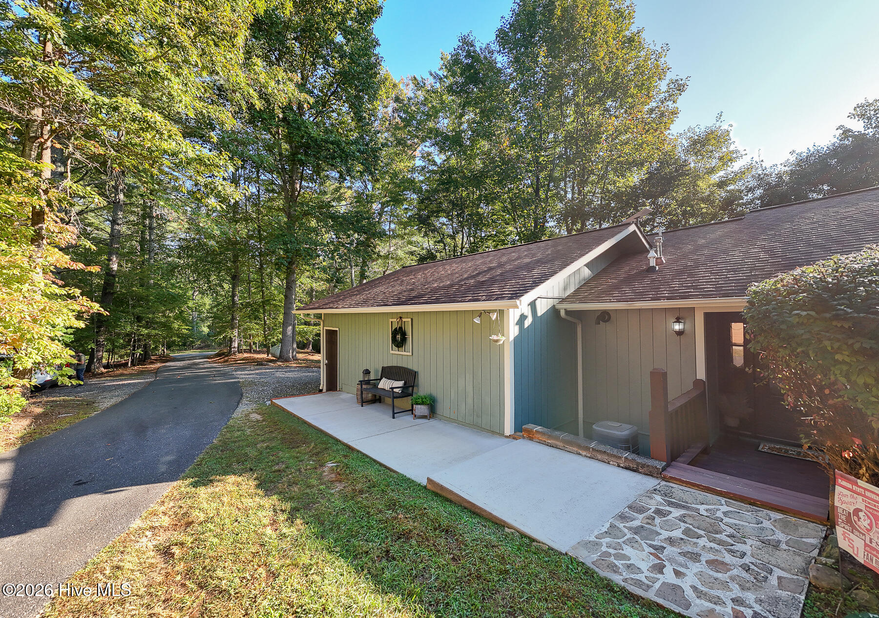 385 Dogwood Trail