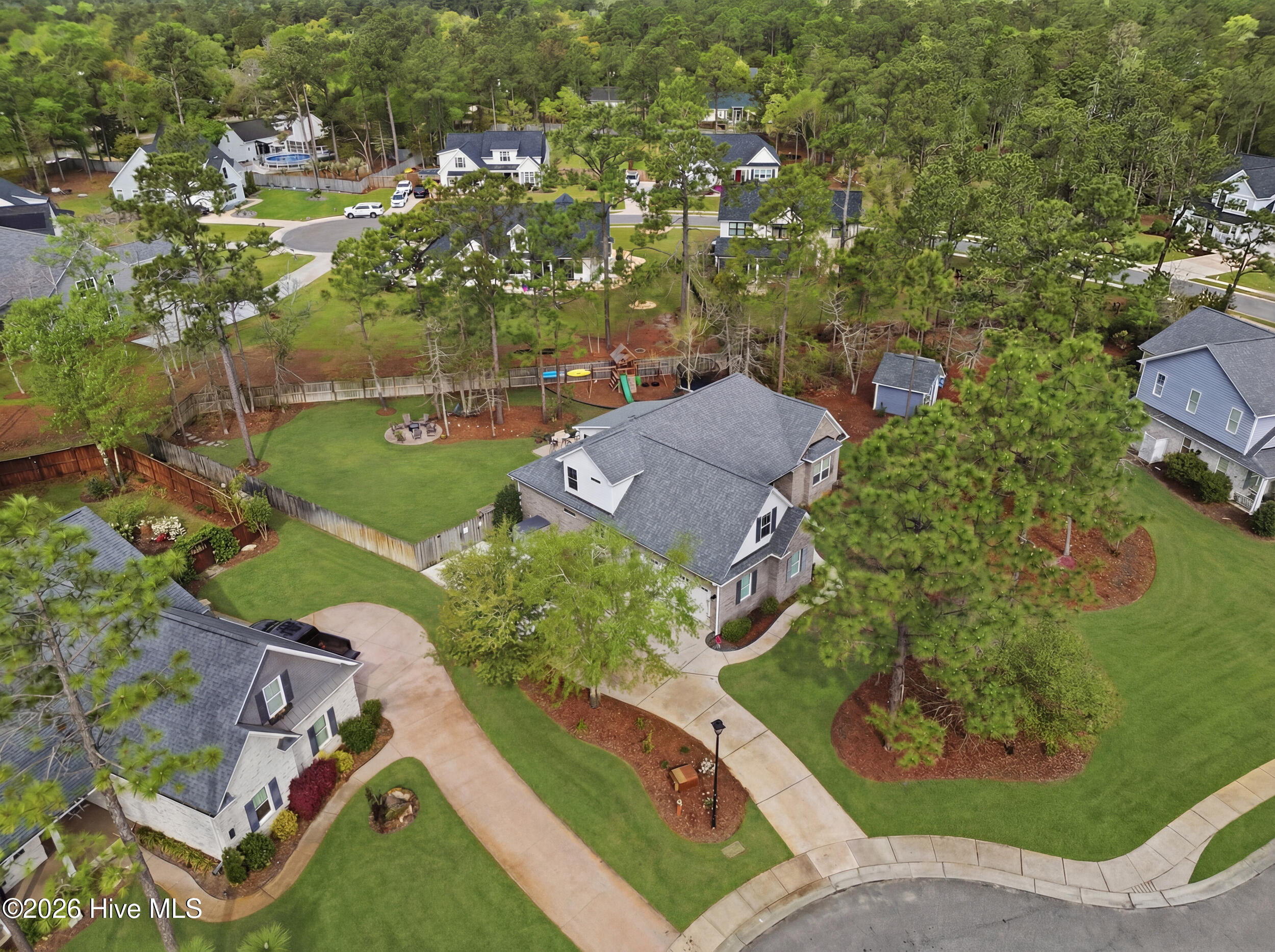 100565388 | Photo 59