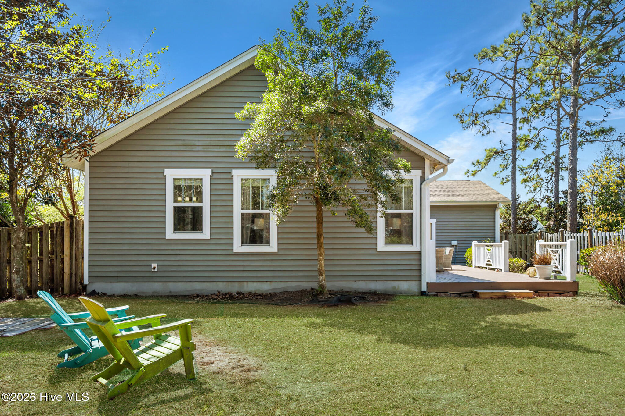 100566521 | Photo 21