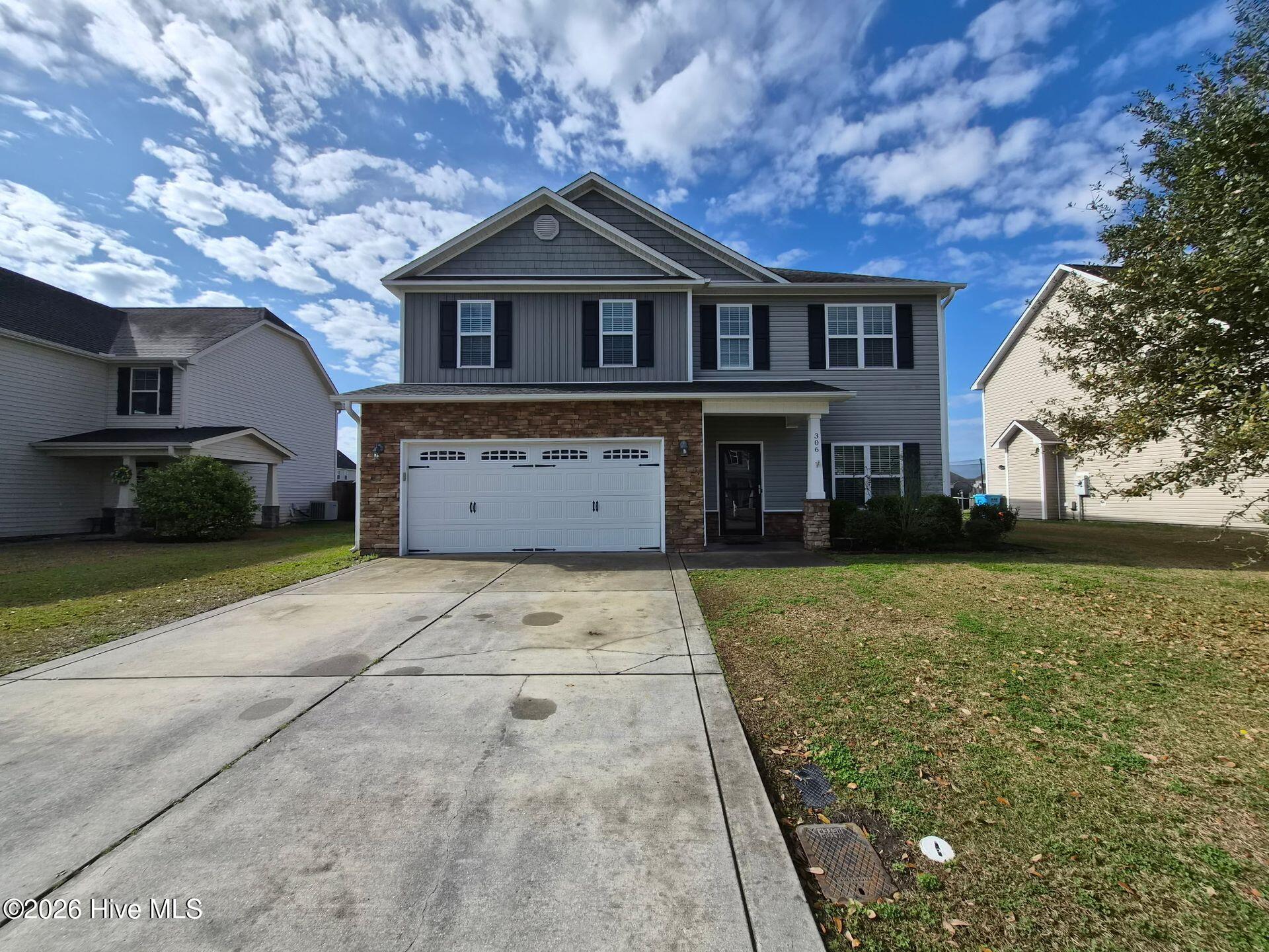 100559579 | Photo 76