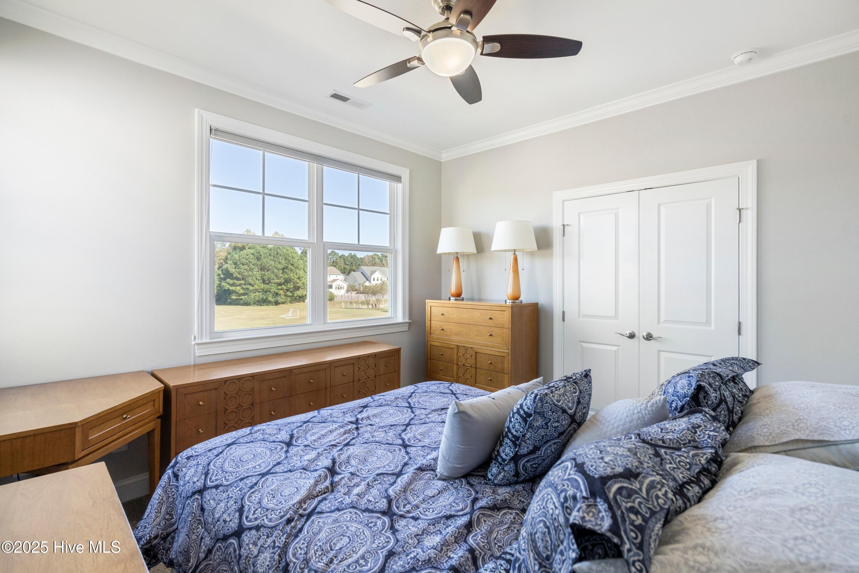 100551438 | Photo 43