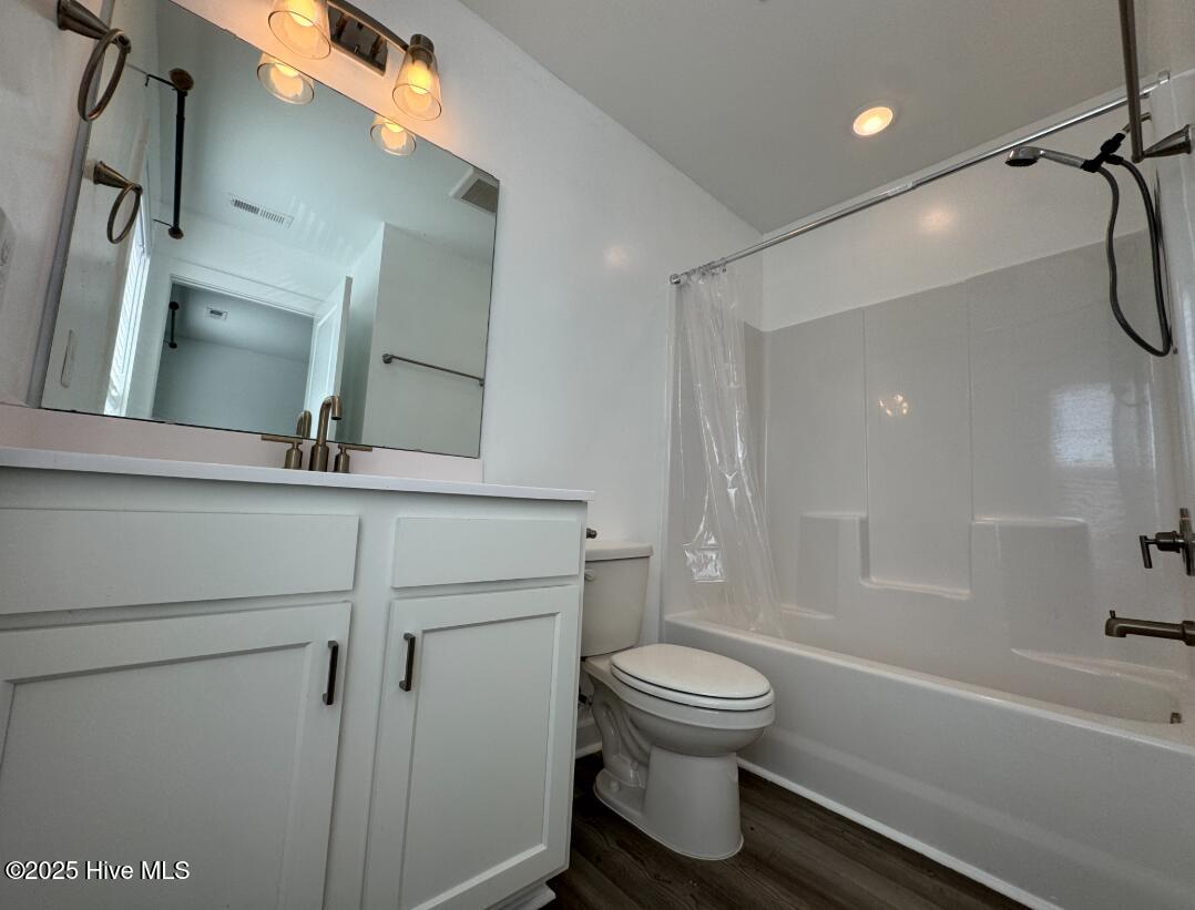 100535269 | Photo 13