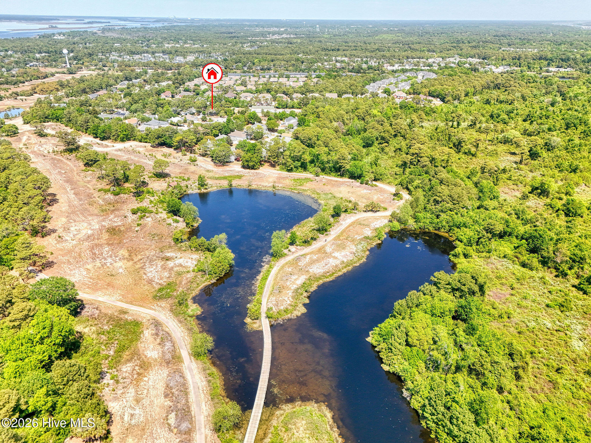 100568972 | Photo 38