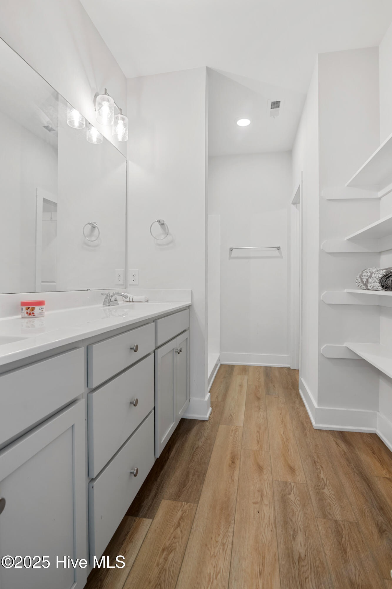 Grand Pointe Dr Edited-08