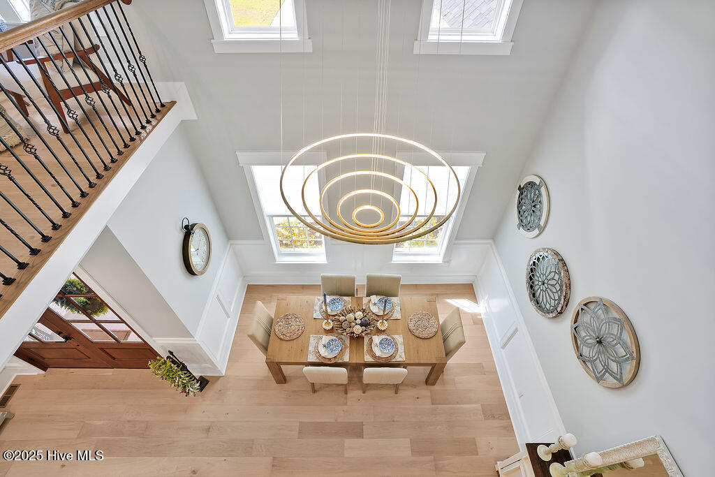 100551251 | Photo 15