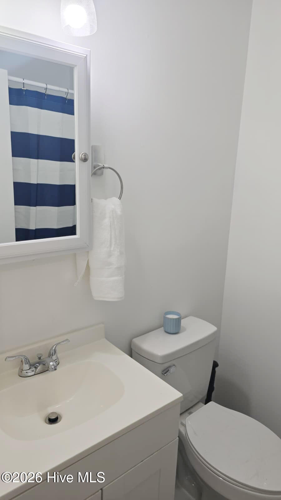 100568937 | Photo 10