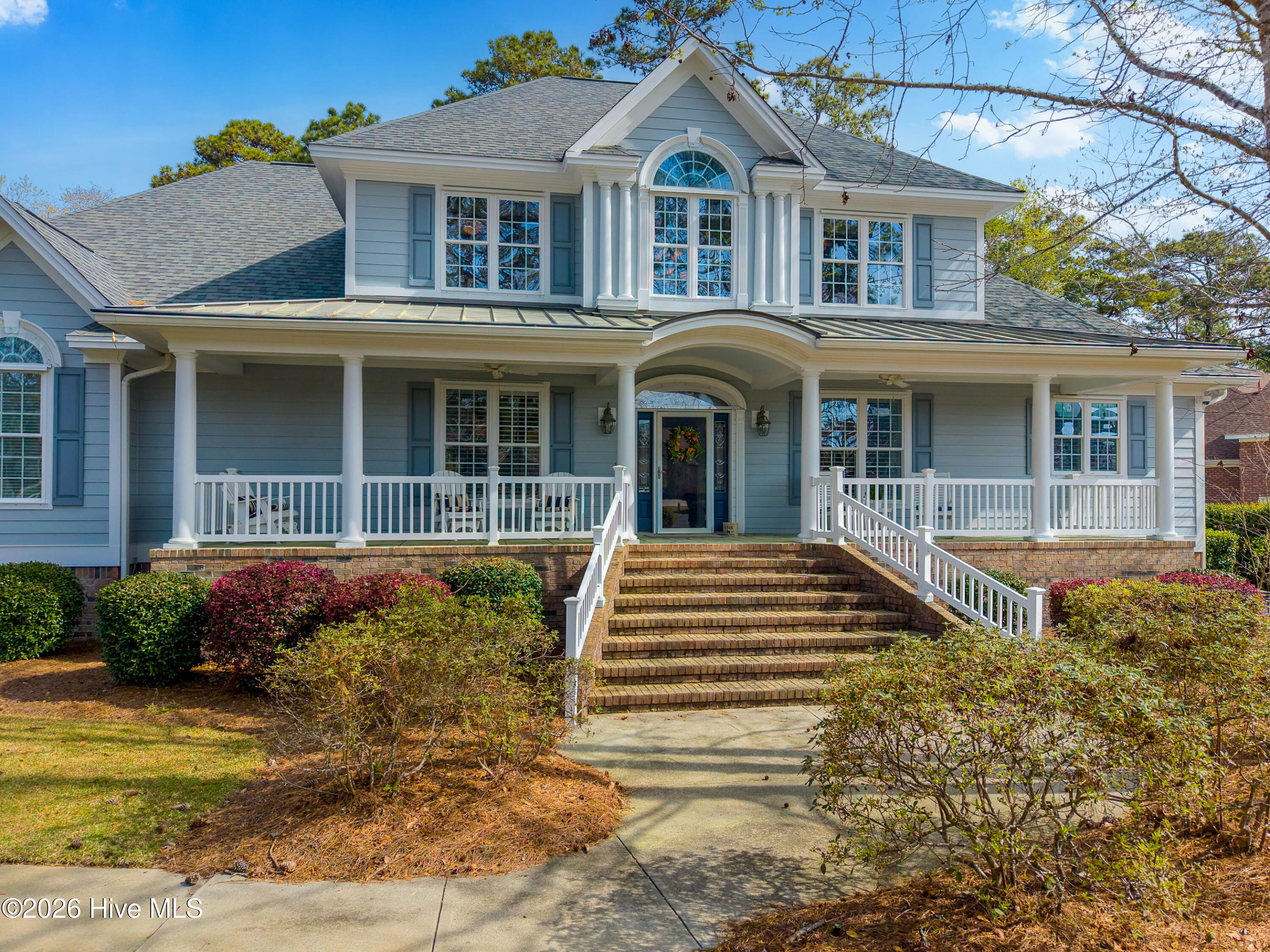 100563976 | Photo 42