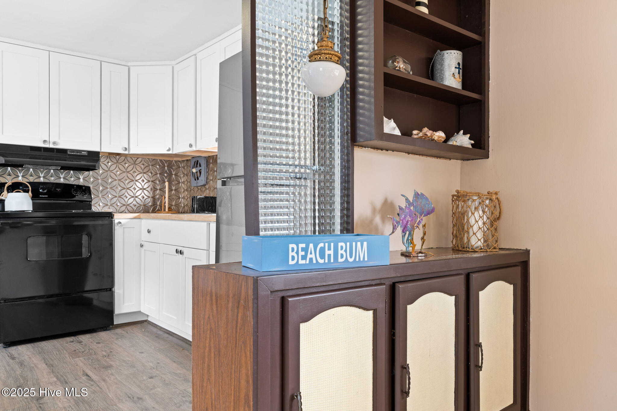 100521854 | Photo 13