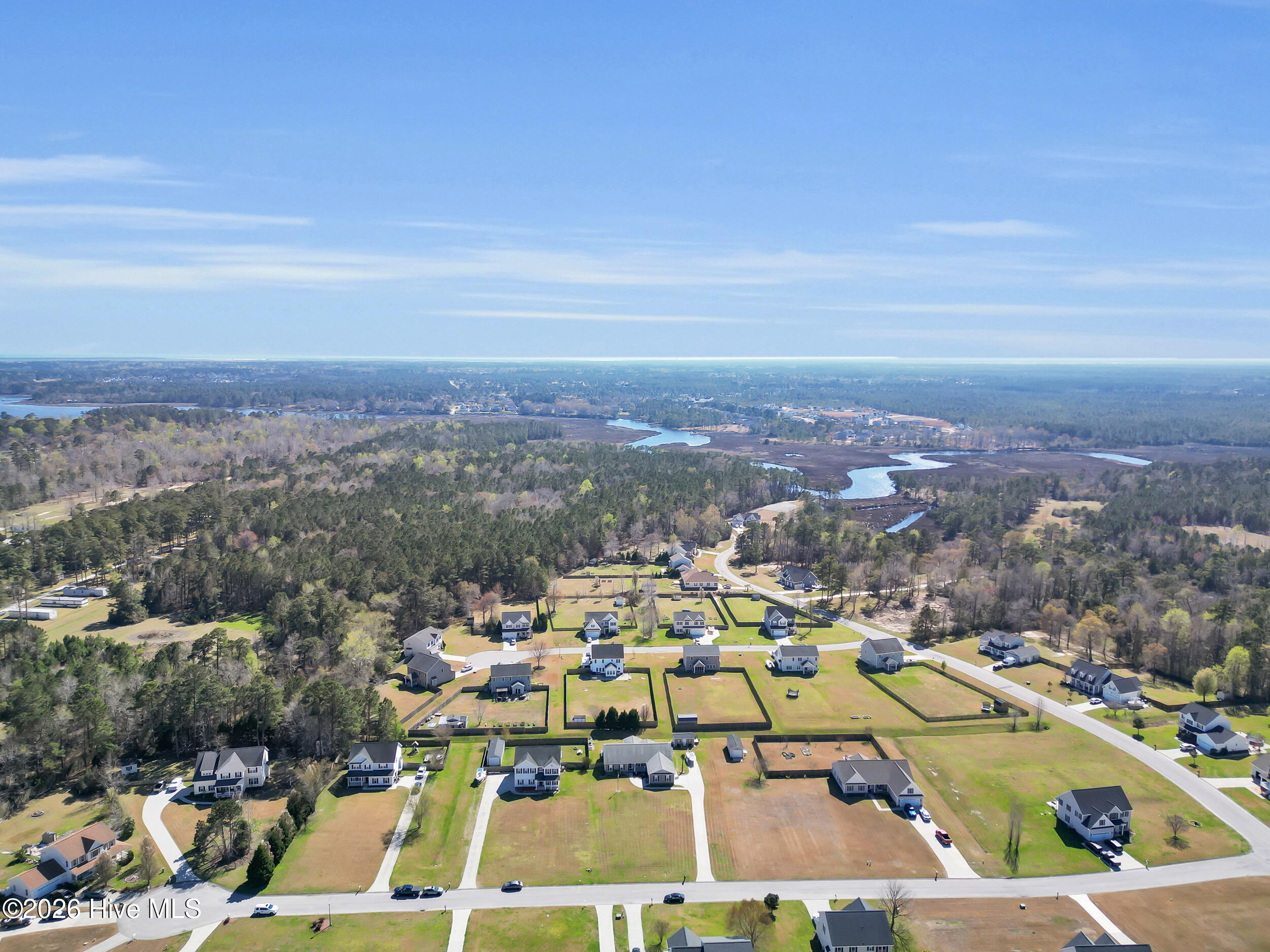 100562636 | Photo 35