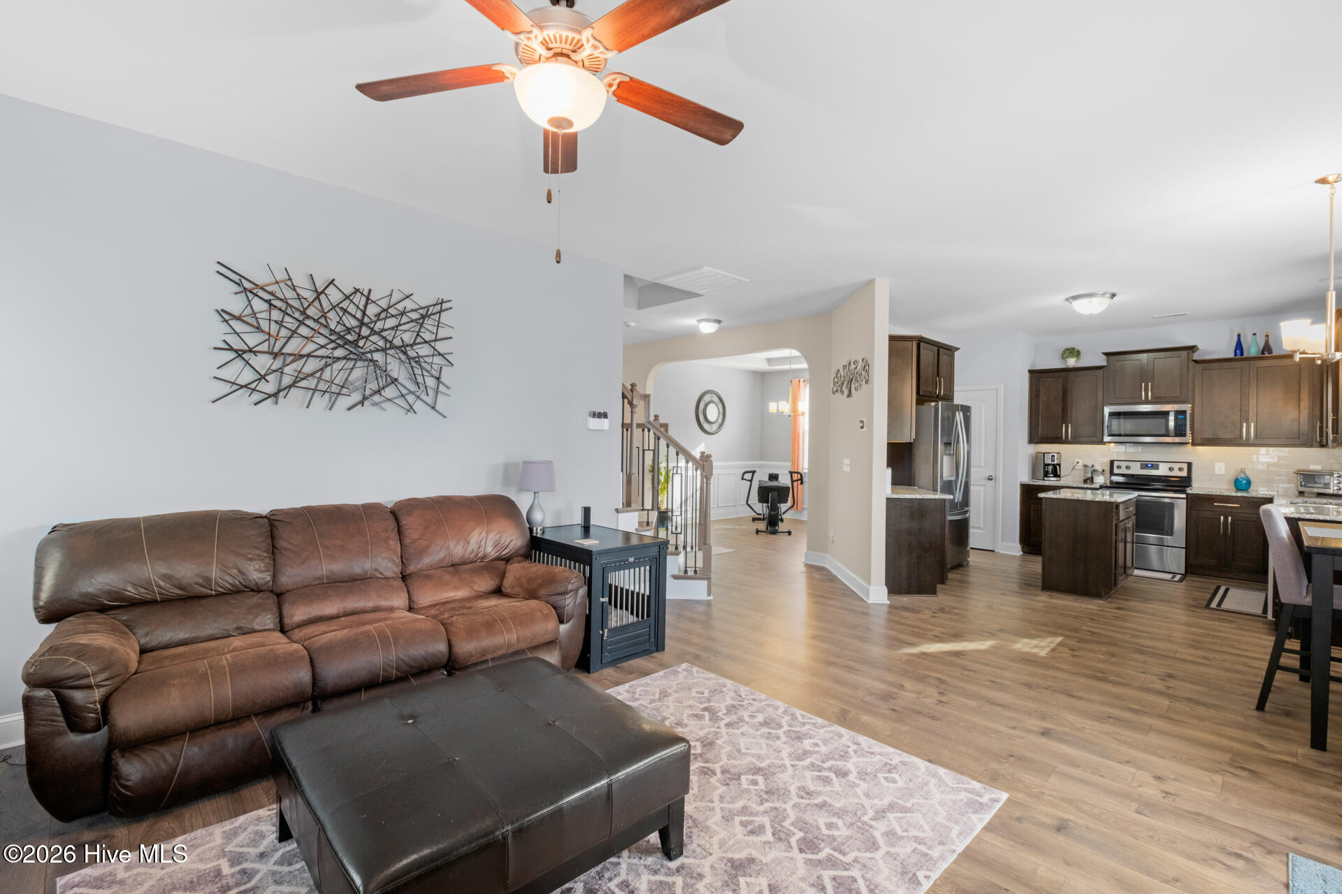 100552909 | Photo 16