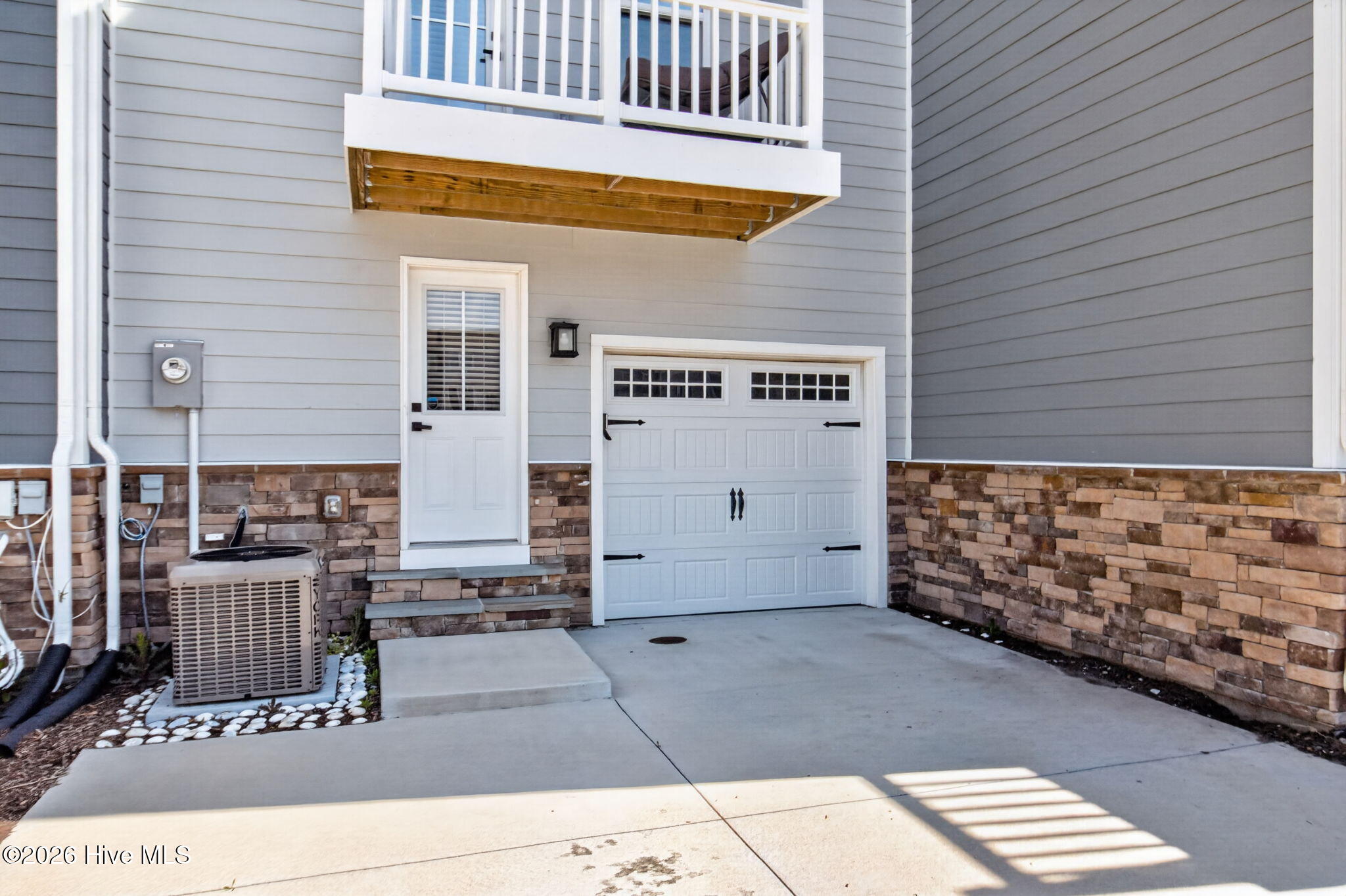 36-web-or-mls-204-lydia