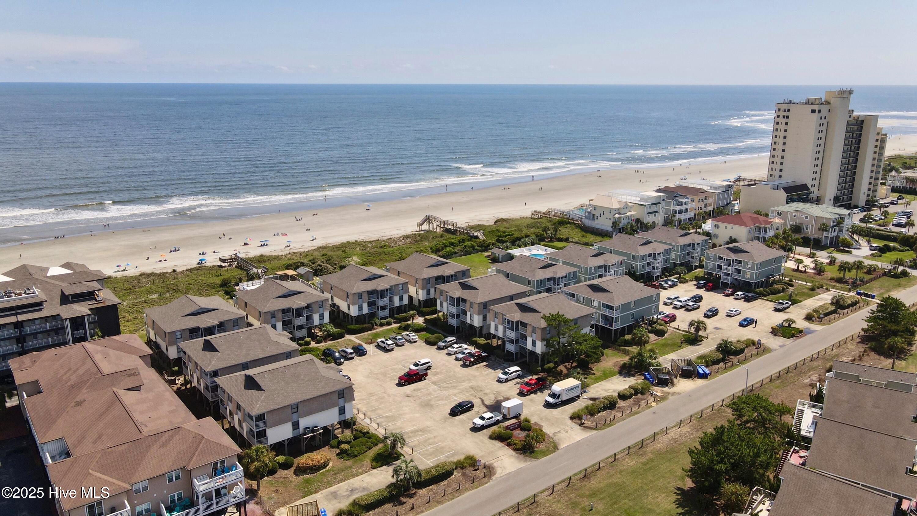 100493972 | Photo 38