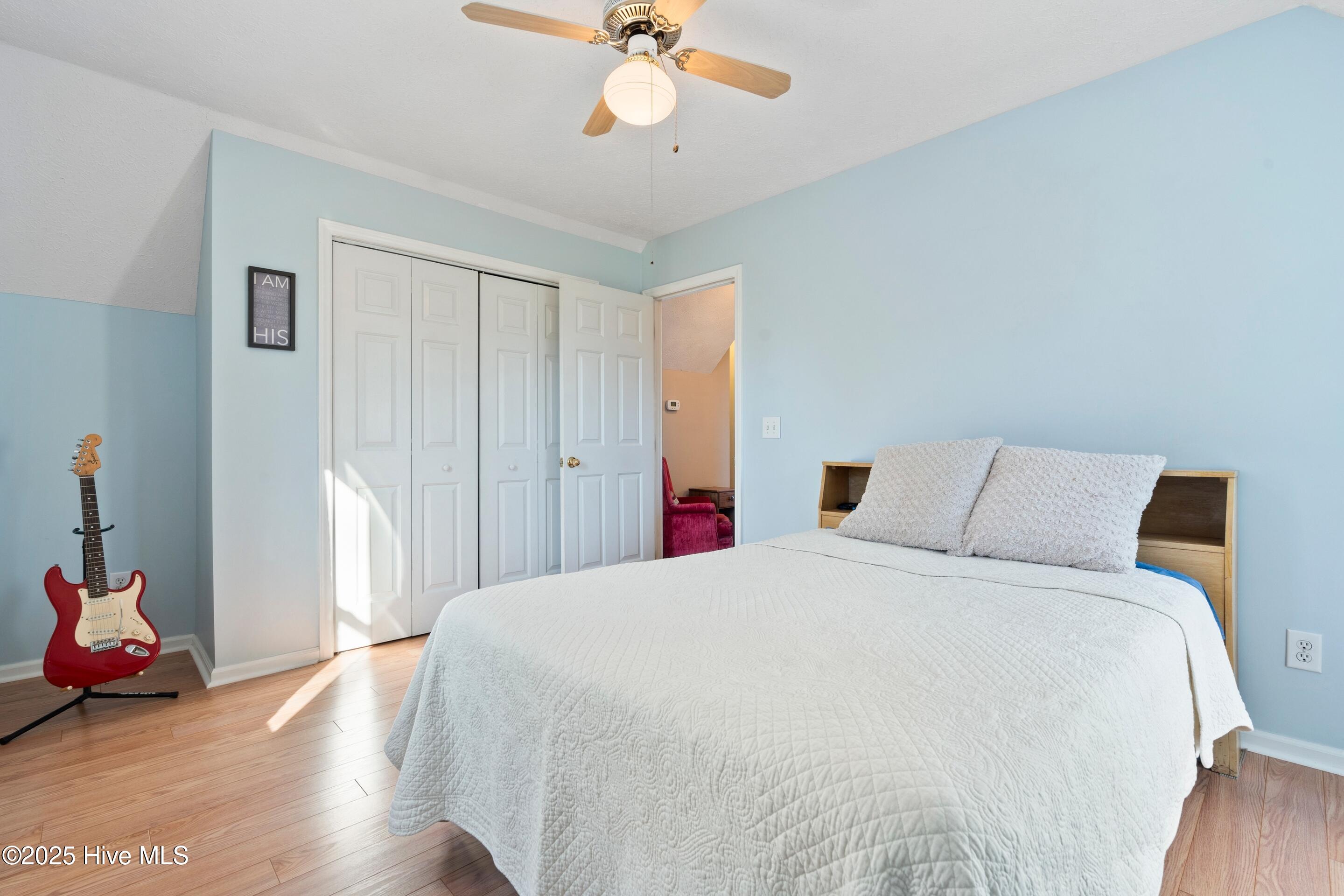 100535792 | Photo 41