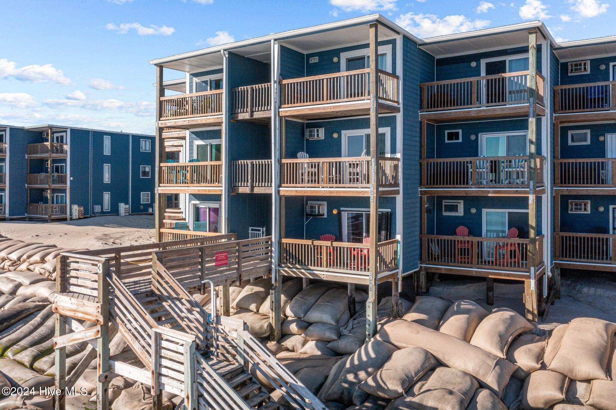 100480153 | Photo 32