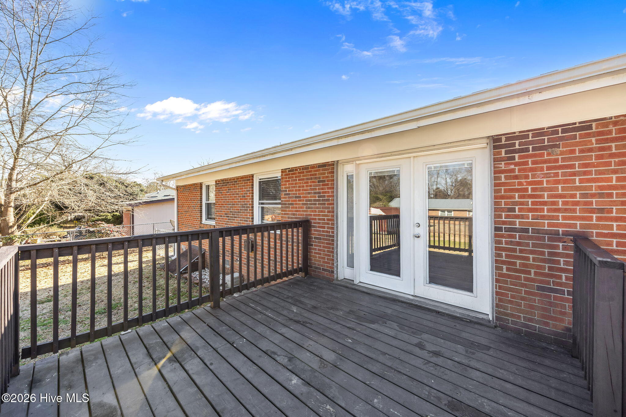 100554438 | Photo 11