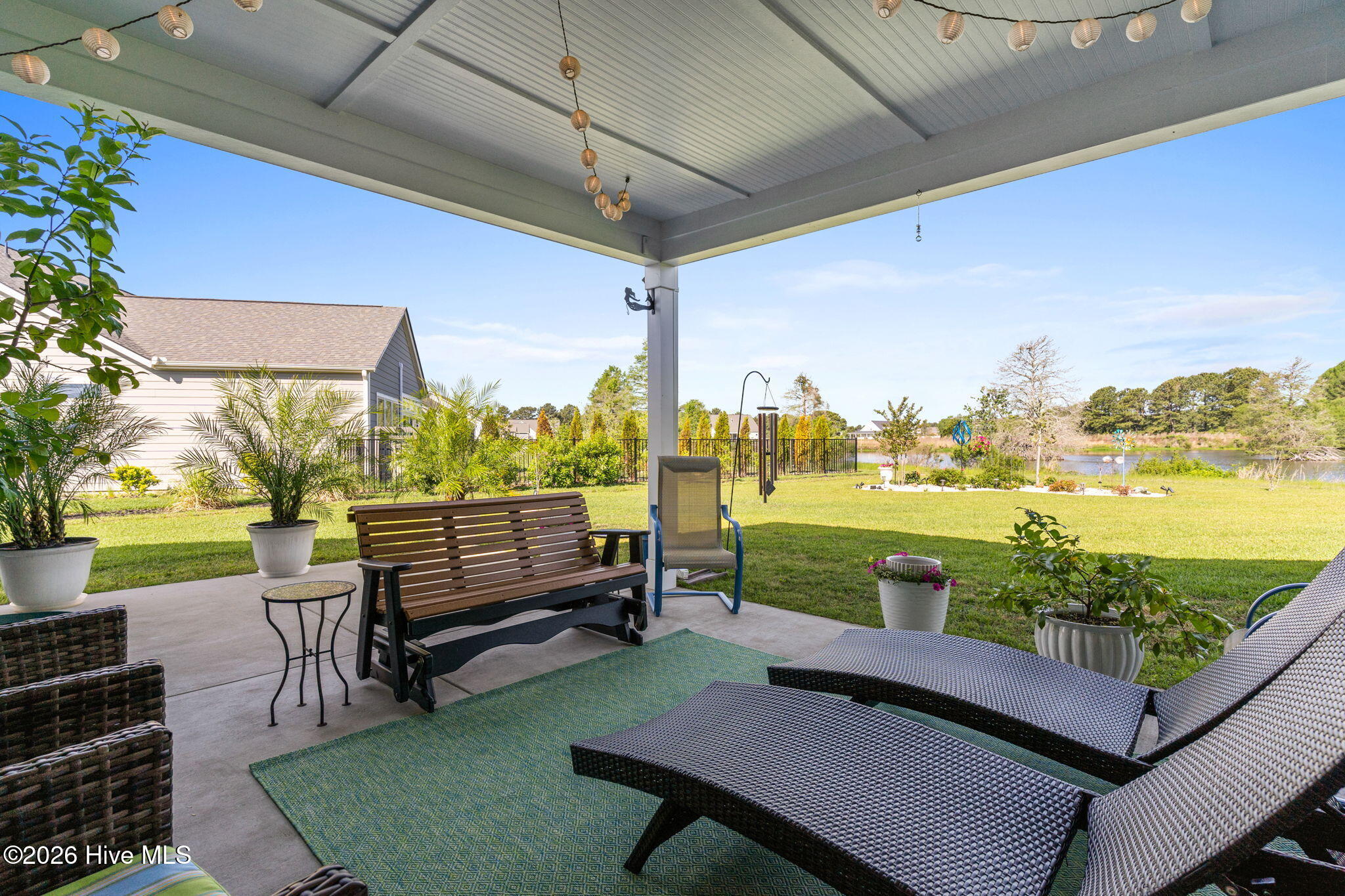 100560467 | Photo 39