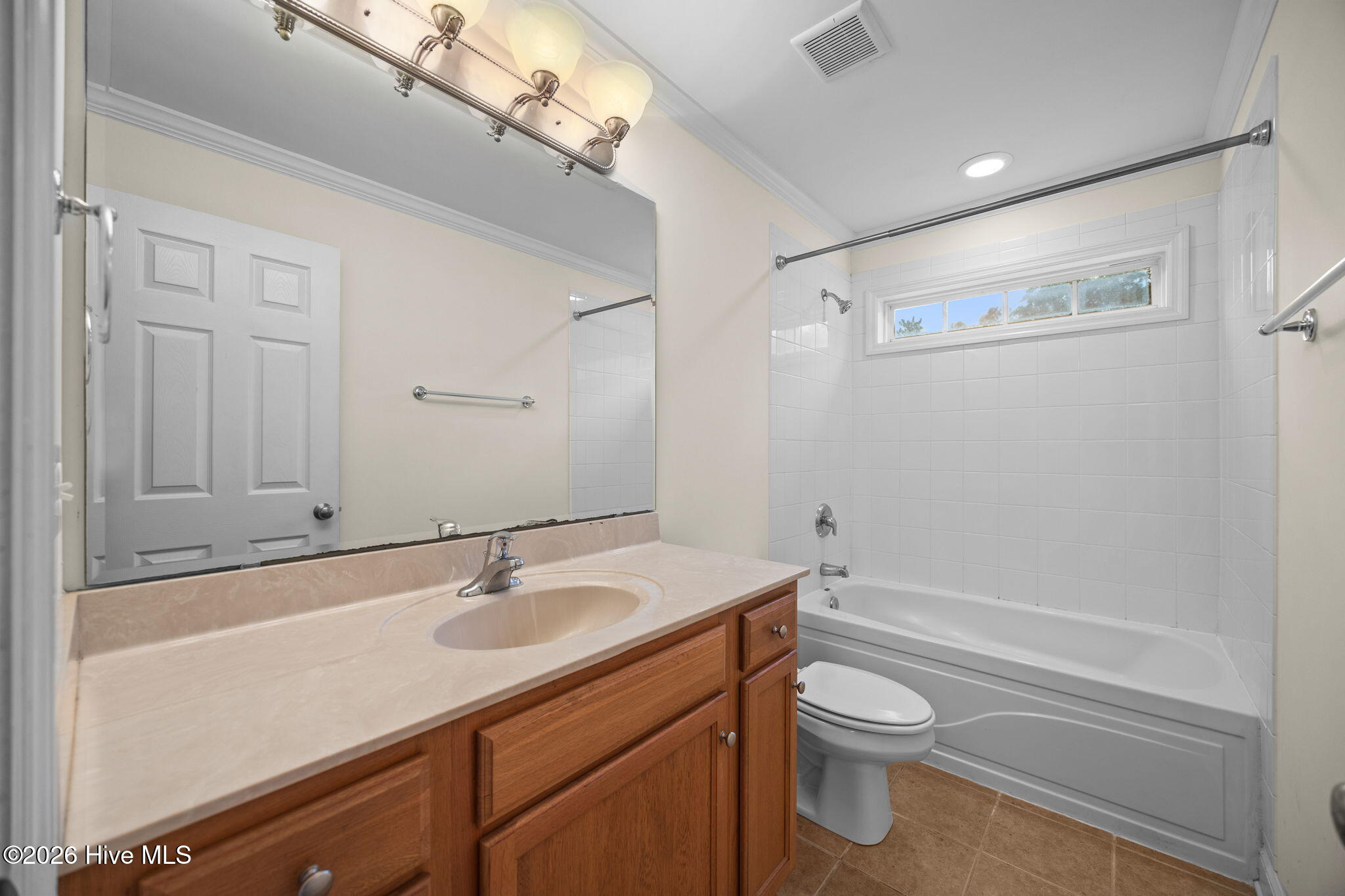 100552045 | Photo 21