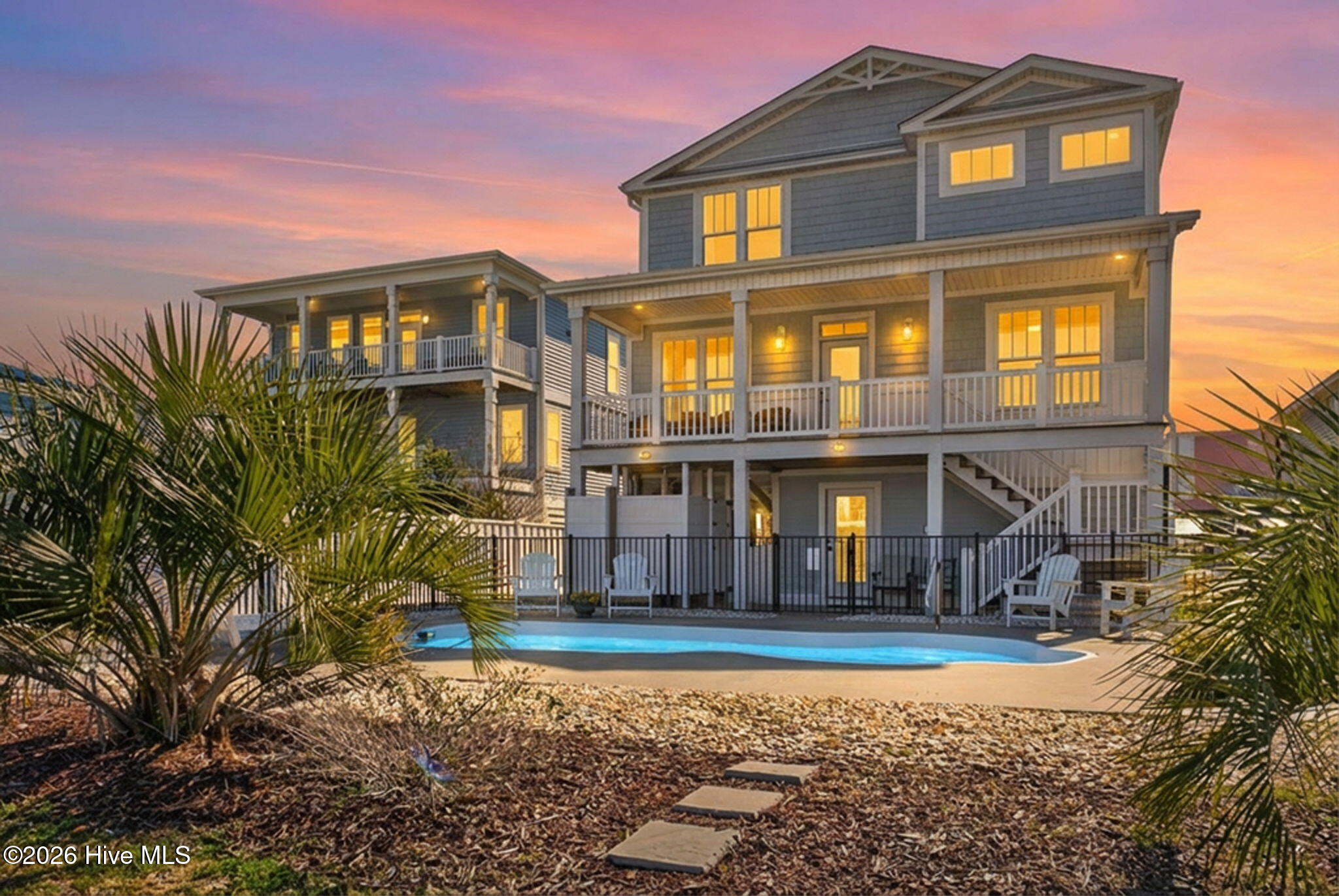 100554481 | Photo 54