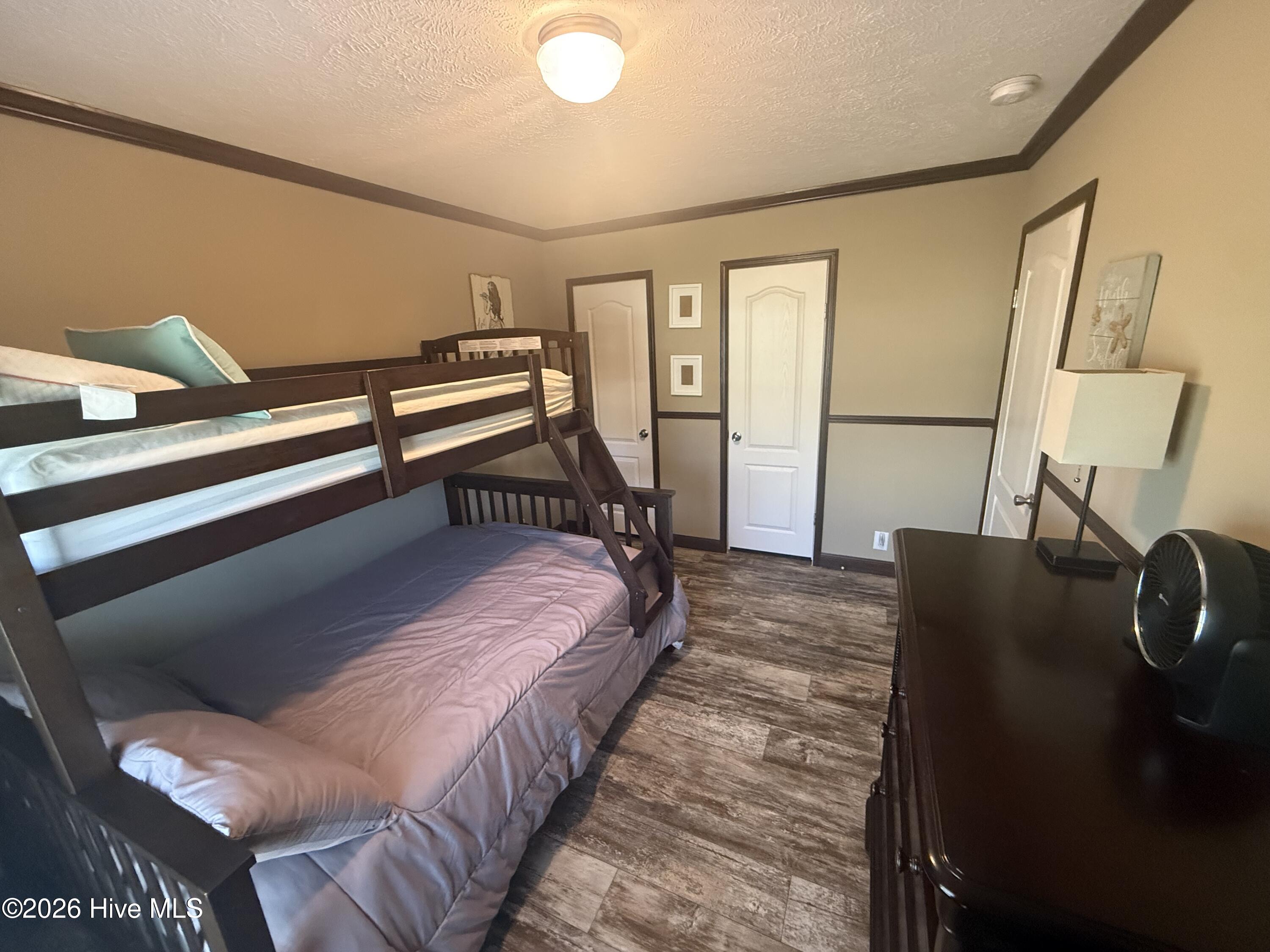 100558789 | Photo 15