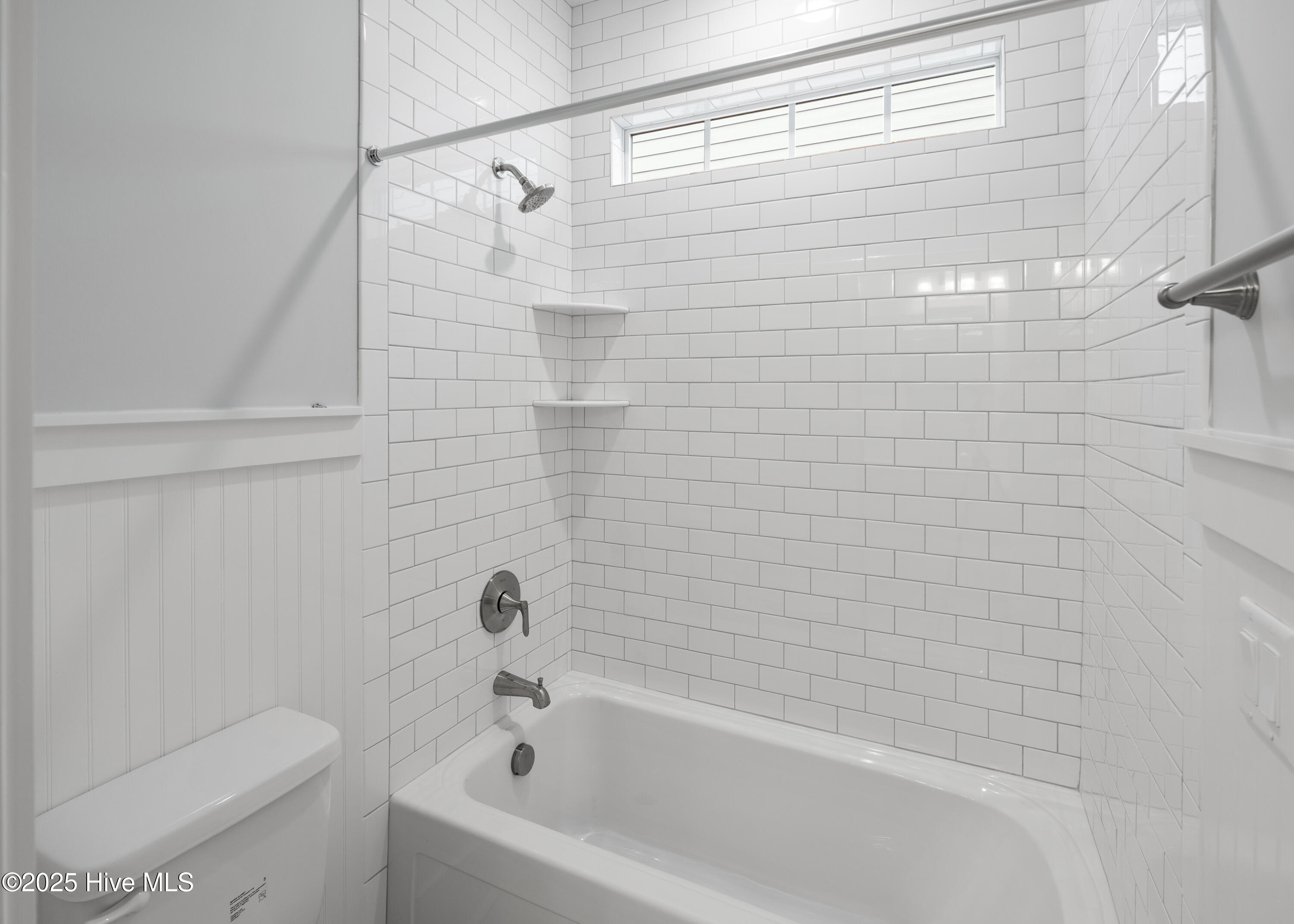 100524919 | Photo 36