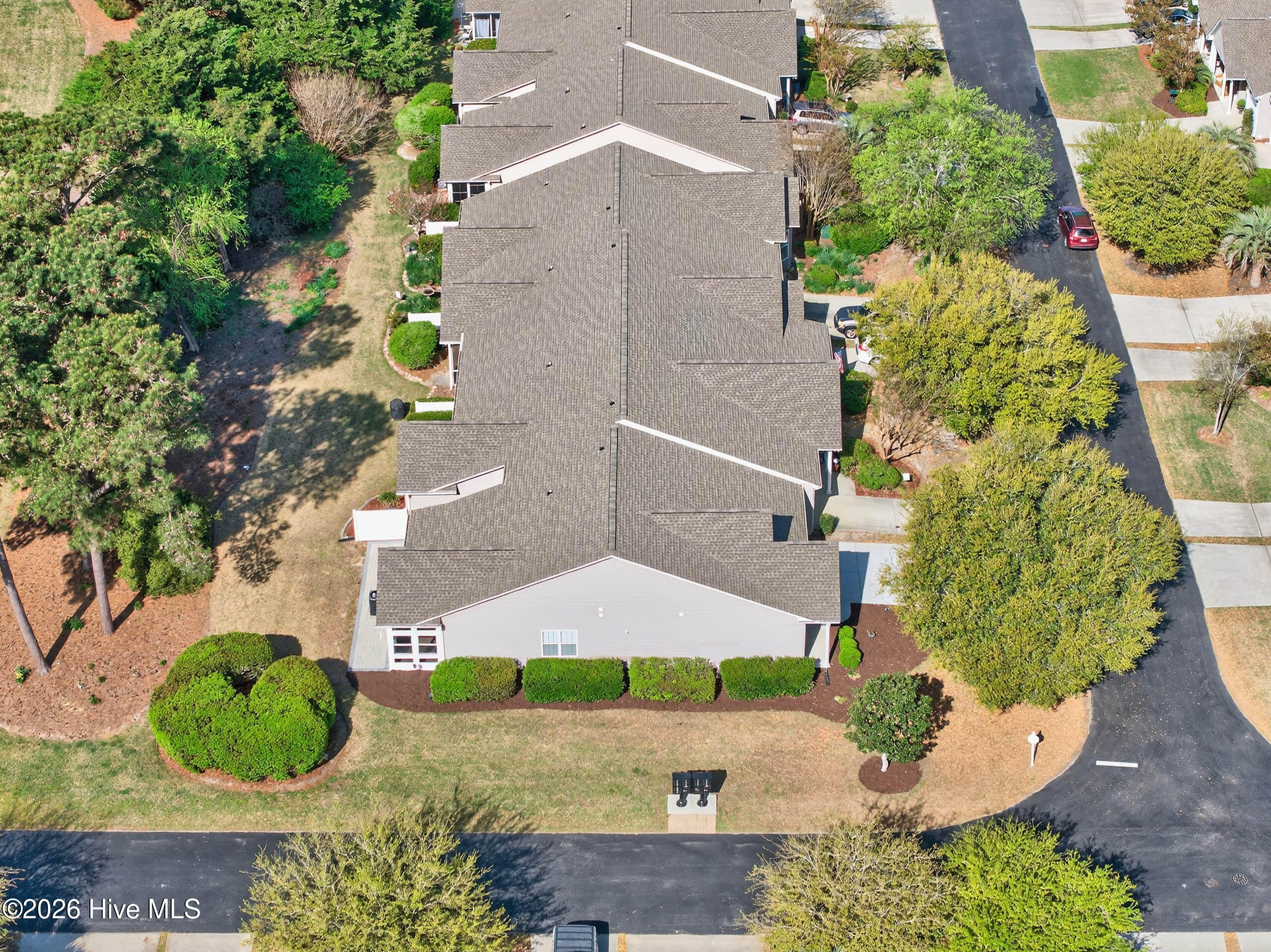 100564275 | Photo 45