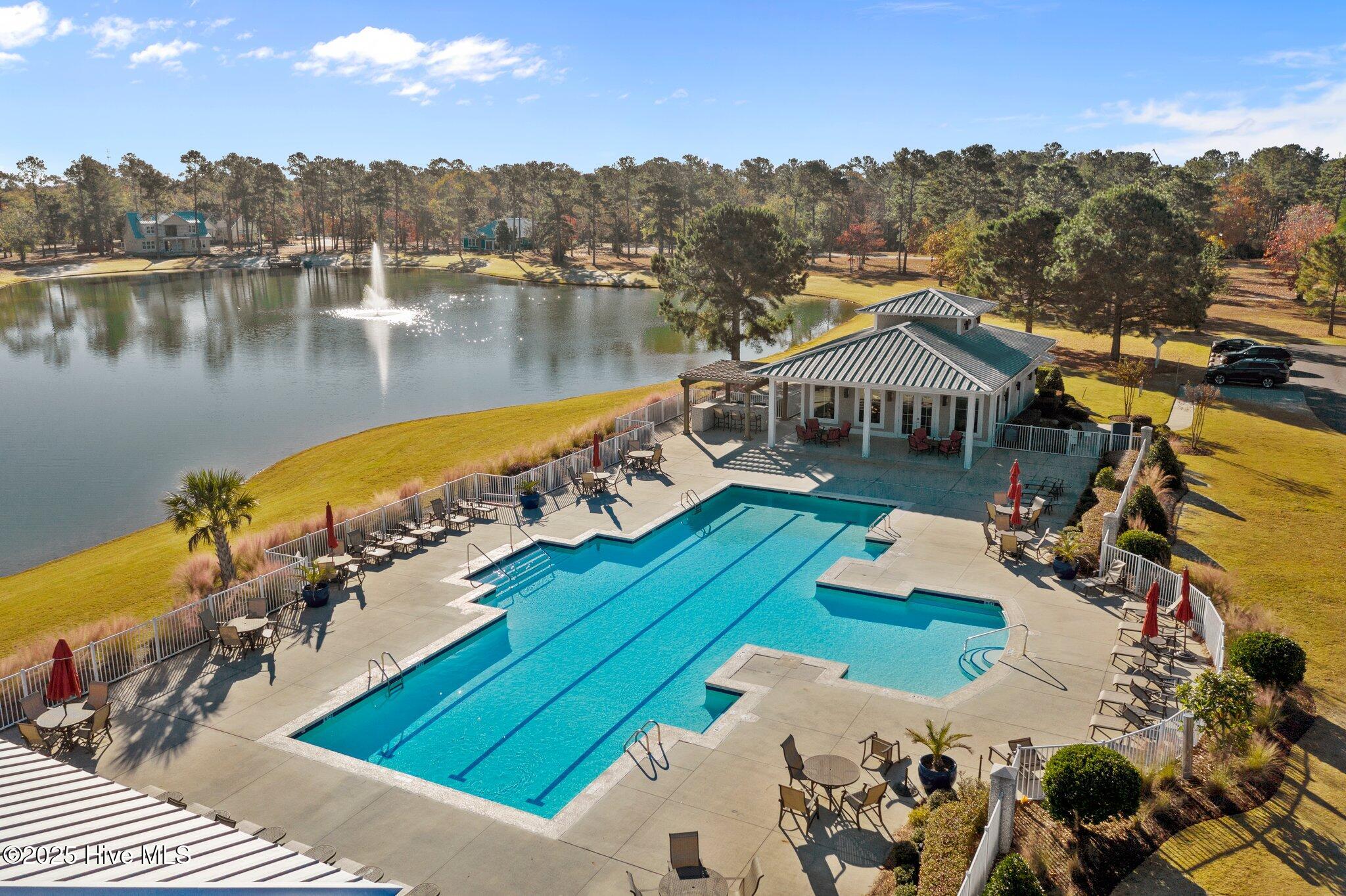 100552432 | Photo 67