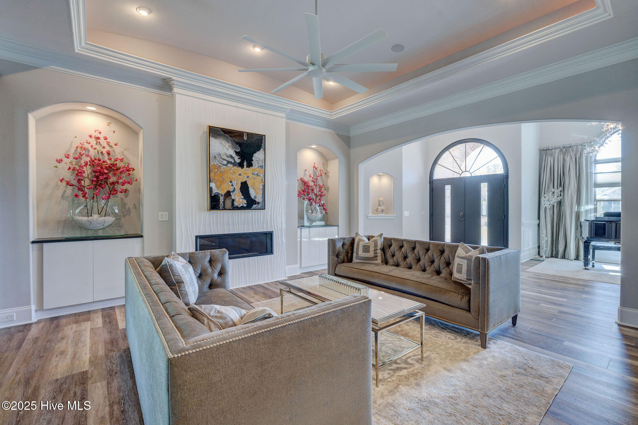 100550746 | Photo 13