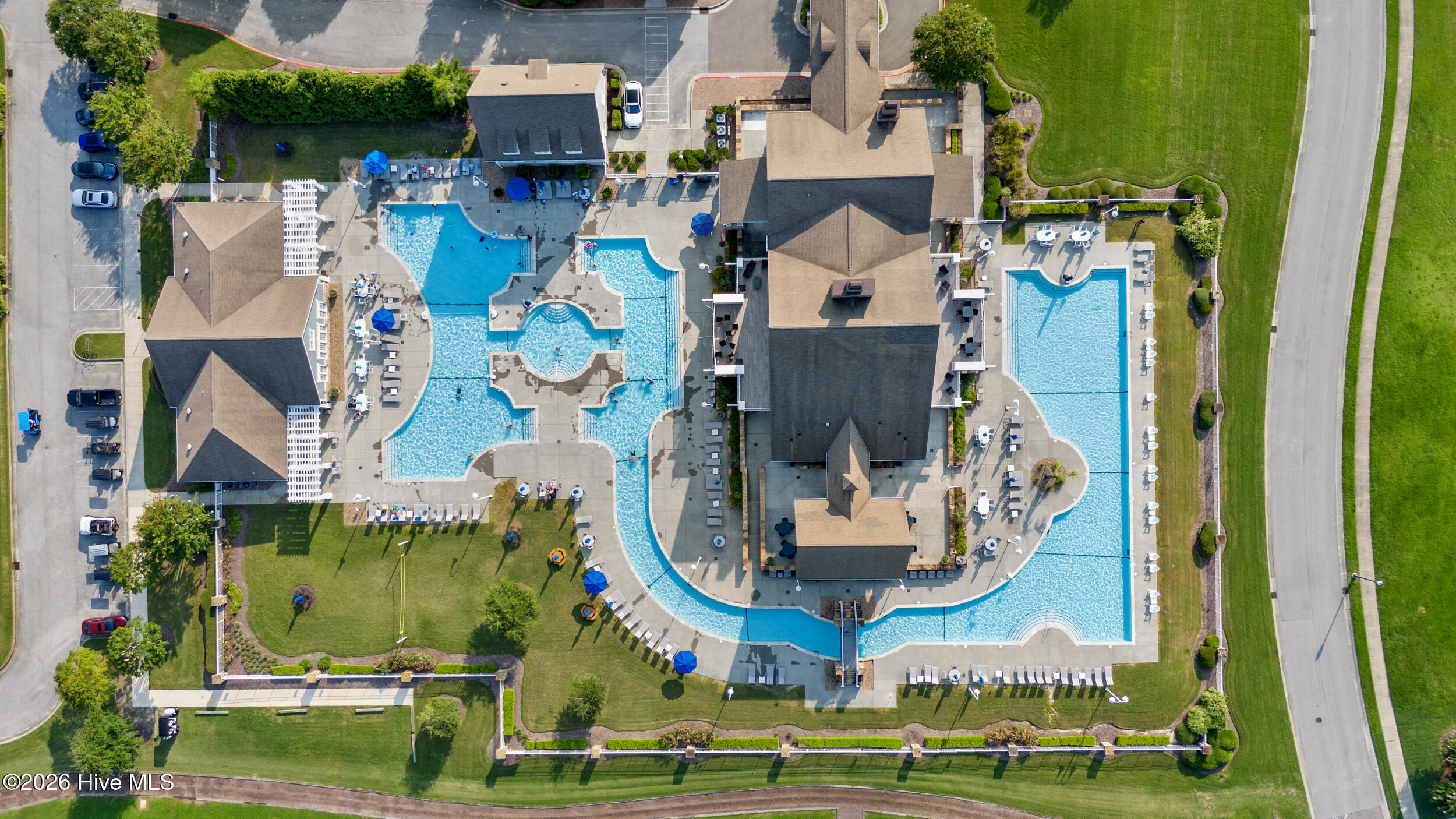 100570688 | Photo 79