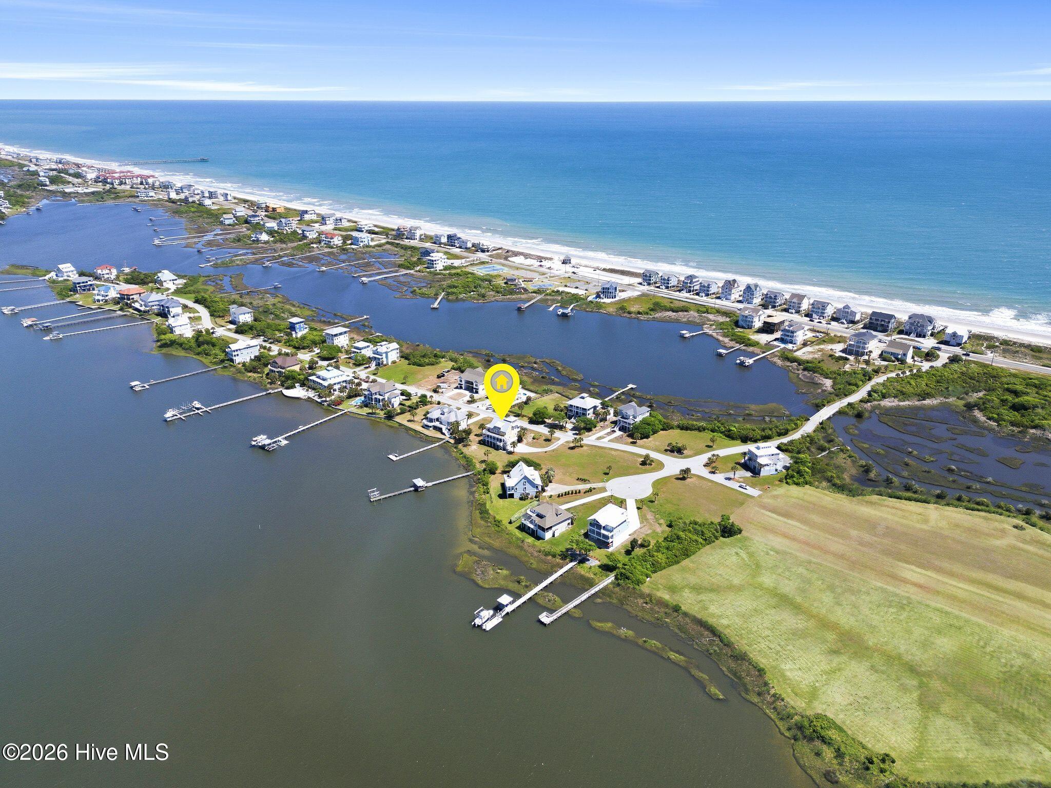 100569349 | Photo 14