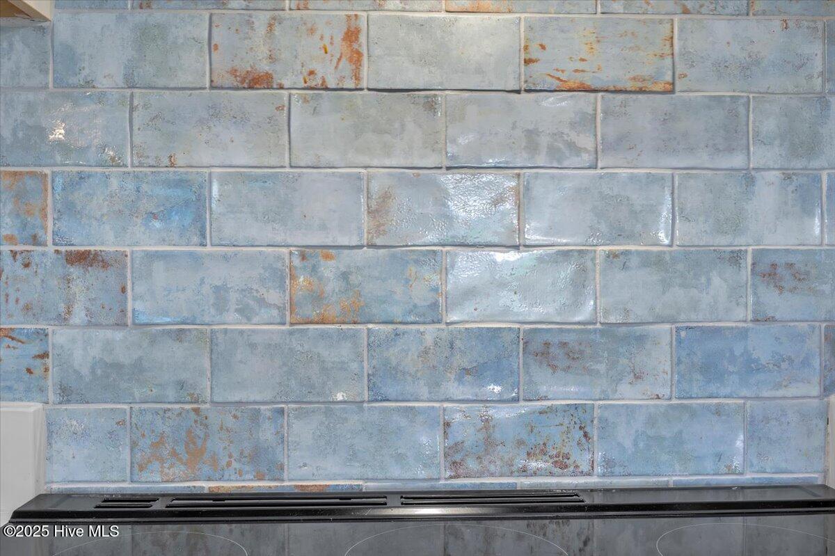 100539995 | Photo 56