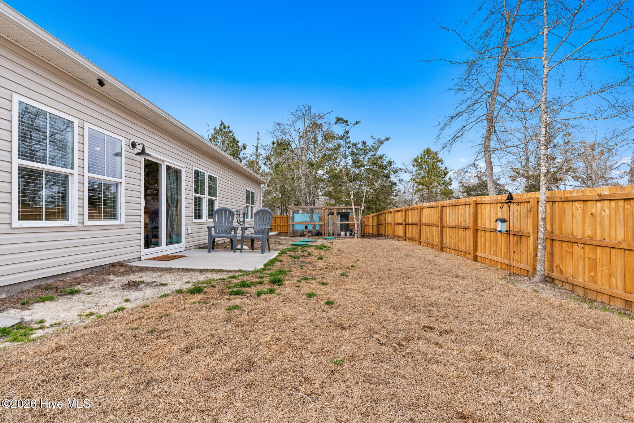 100556728 | Photo 45