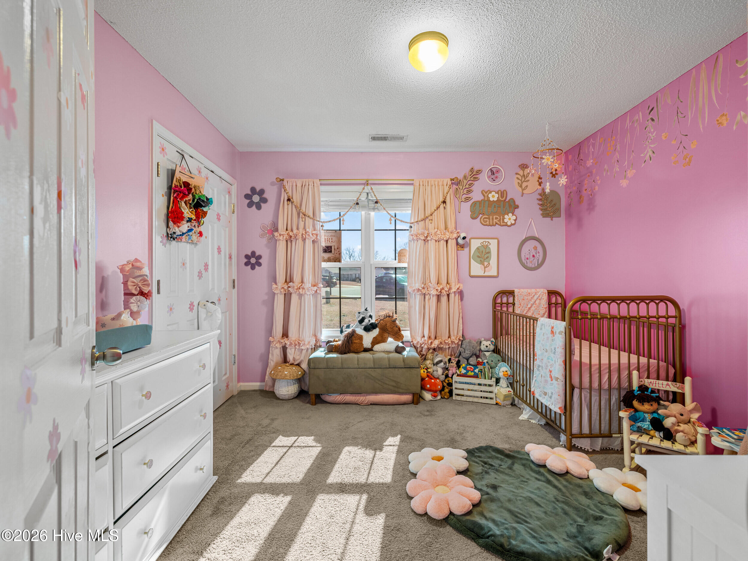 100554135 | Photo 30