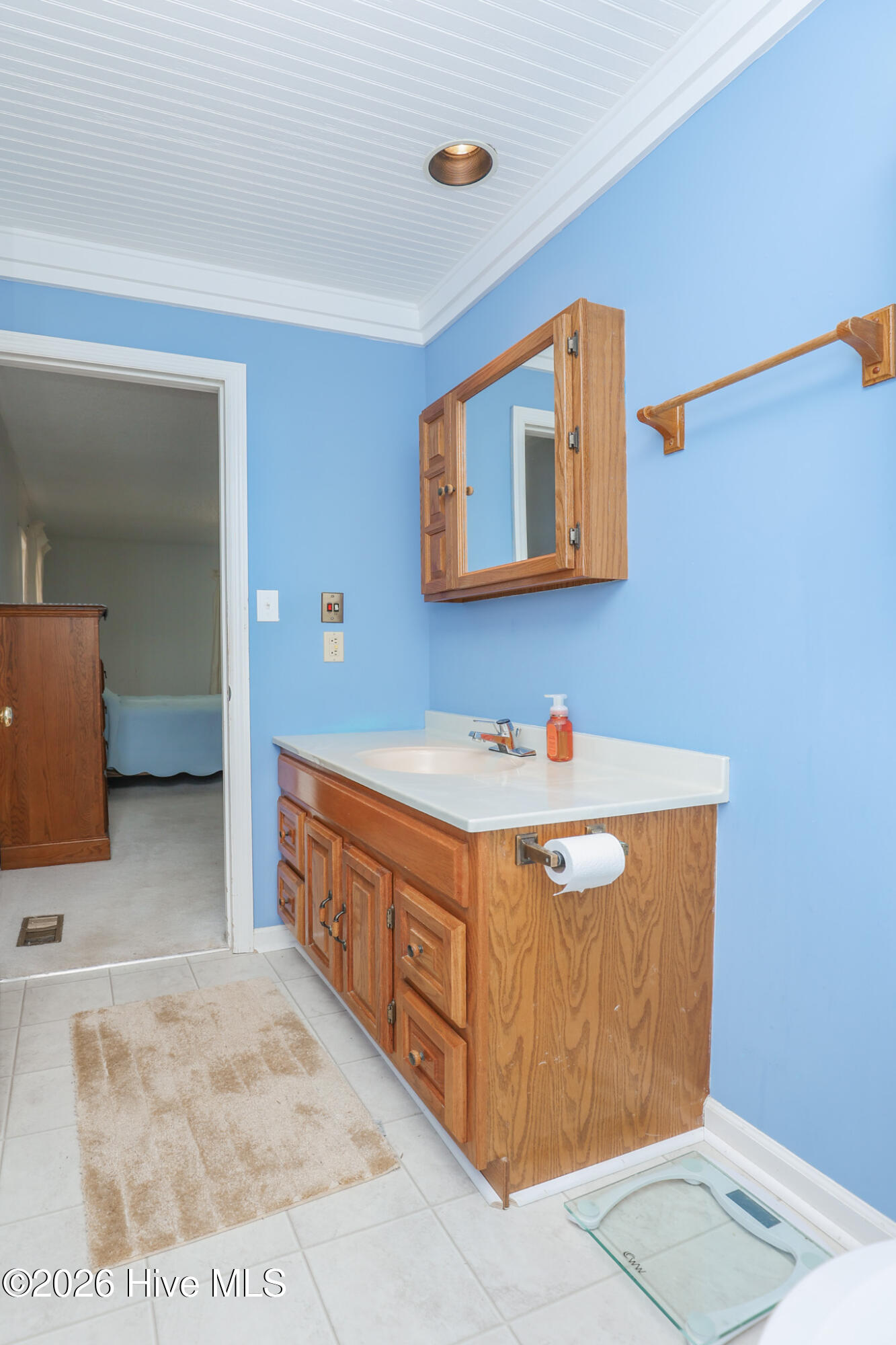 100550482 | Photo 34