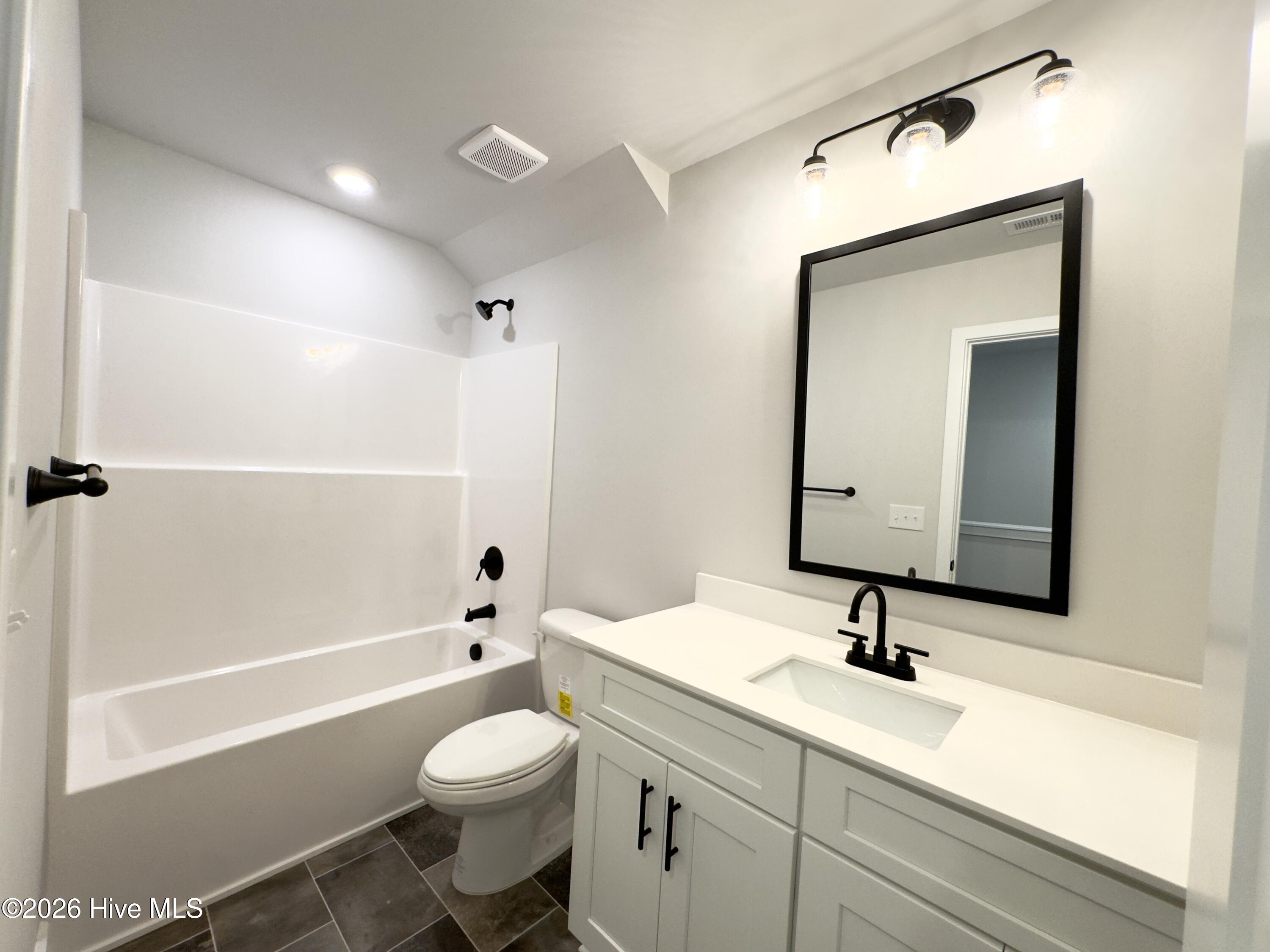 100550461 | Photo 20