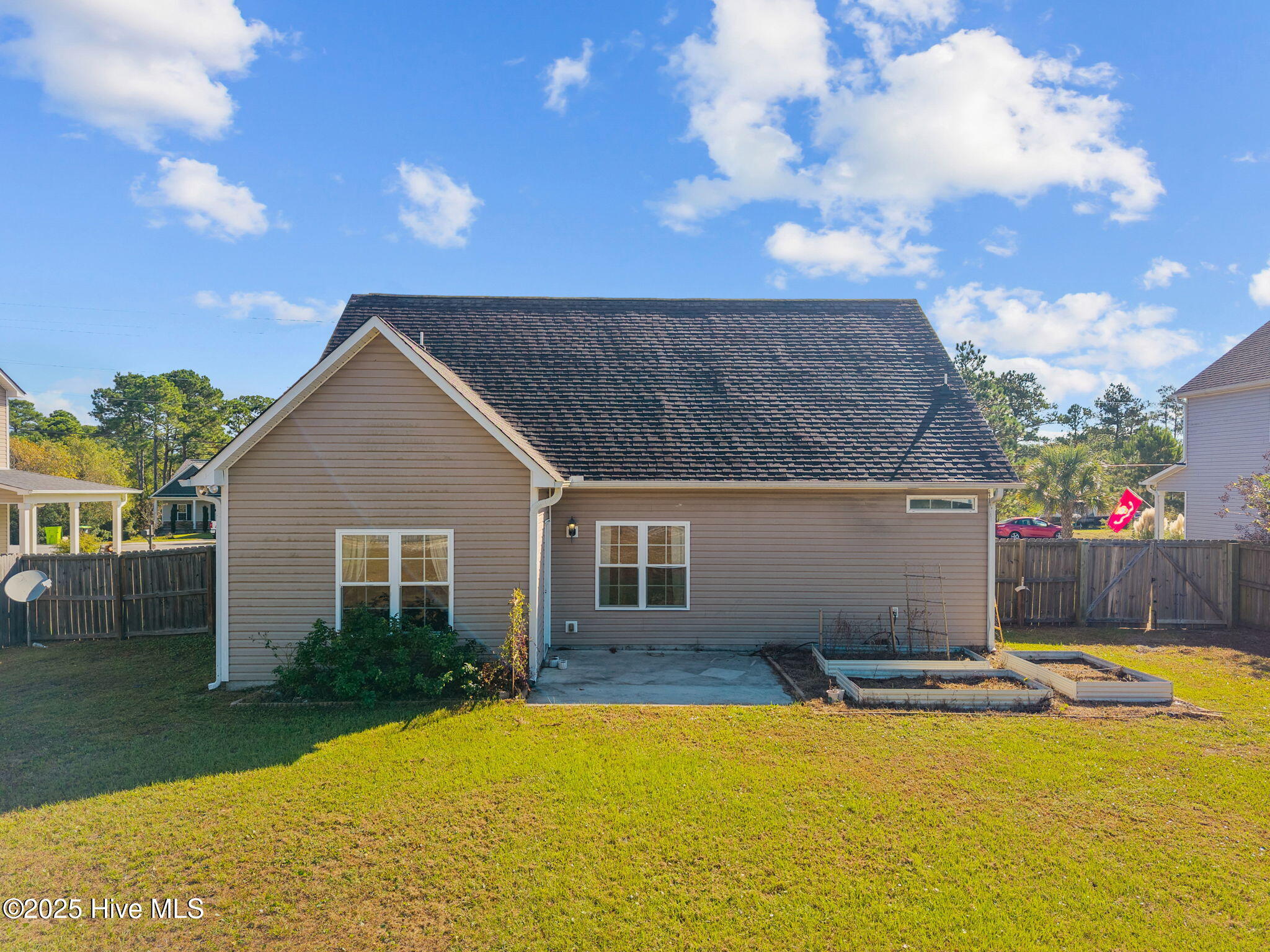 100535331 | Photo 27