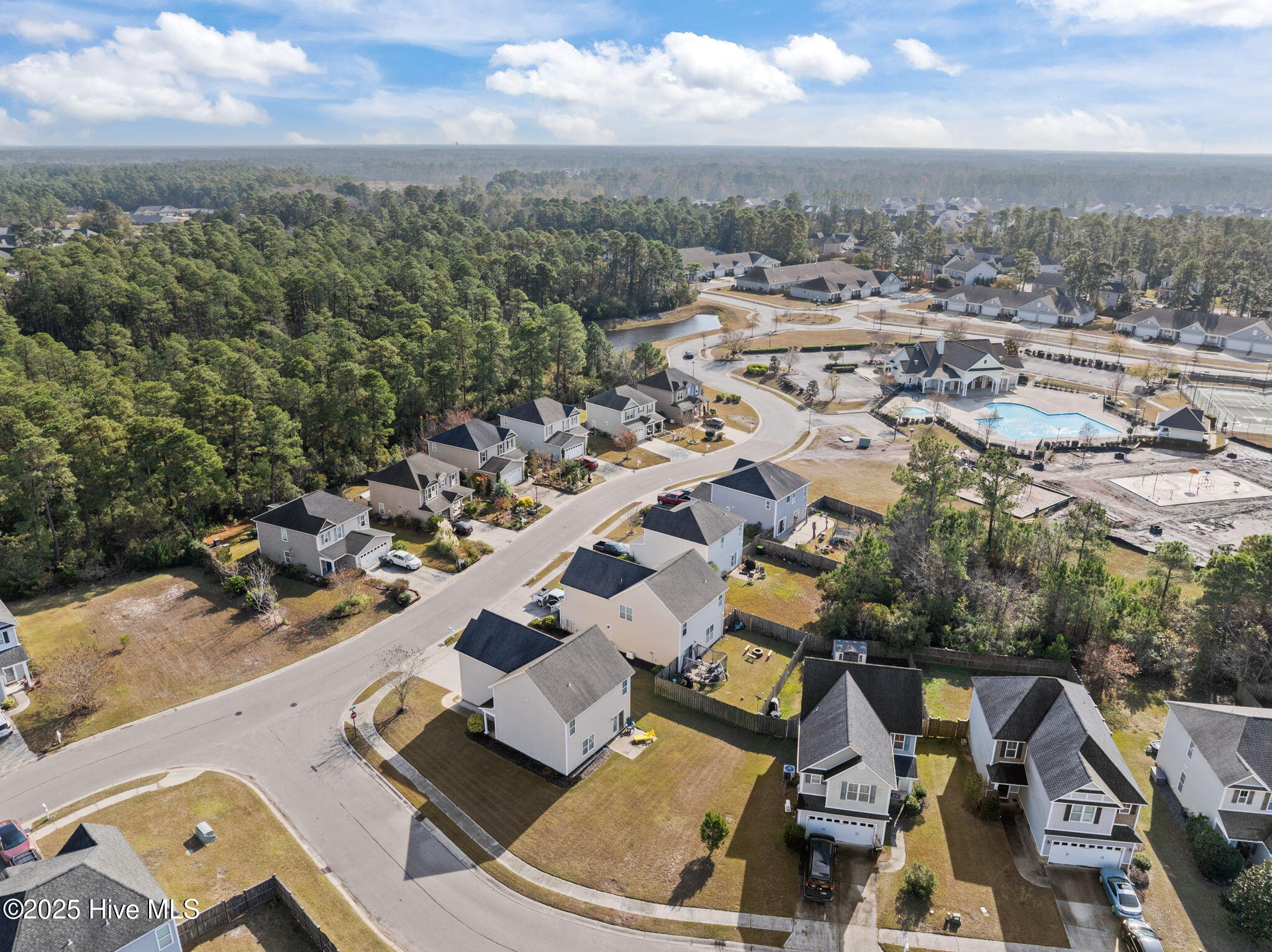 100544048 | Photo 47