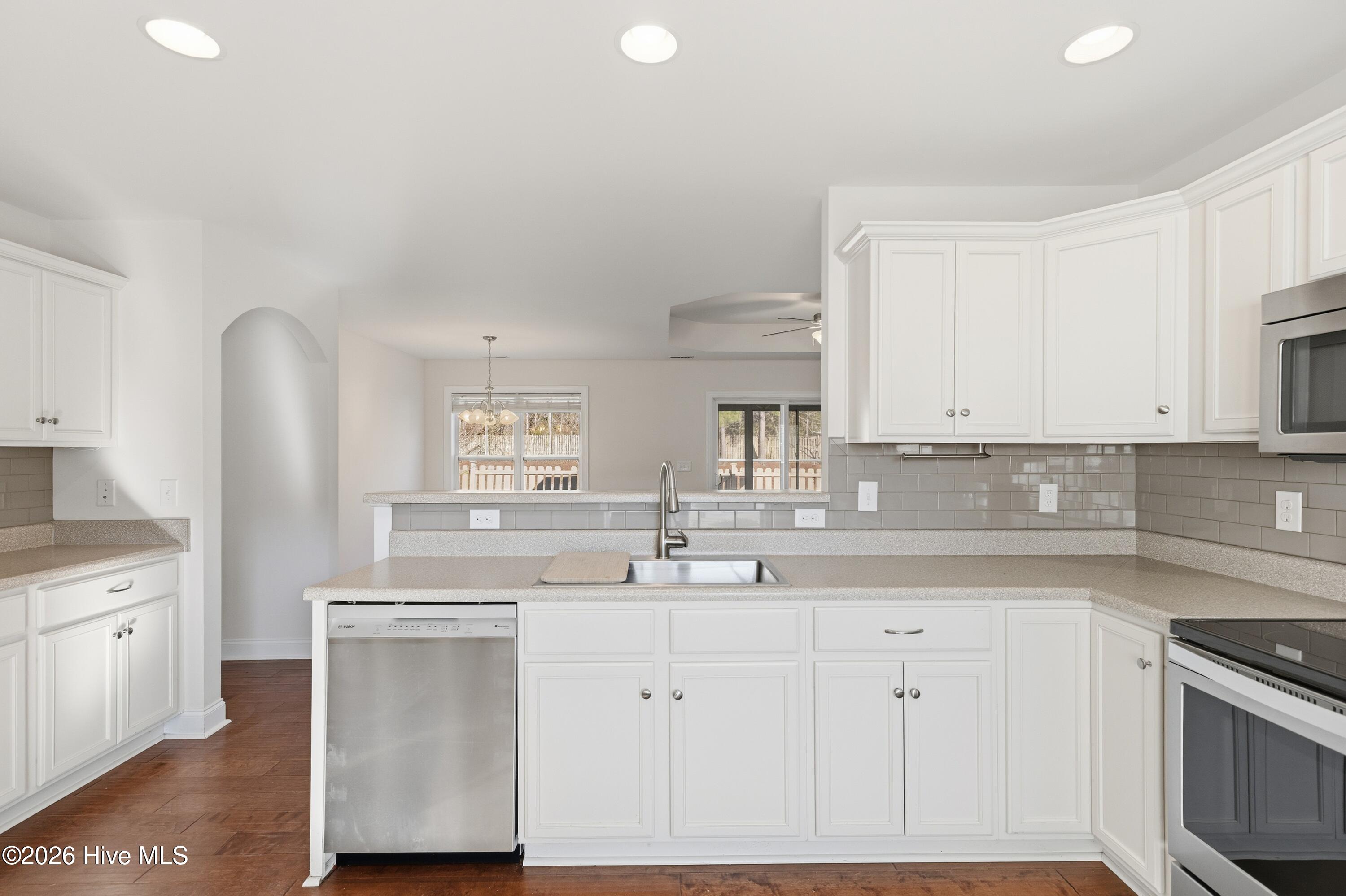 100555547 | Photo 30