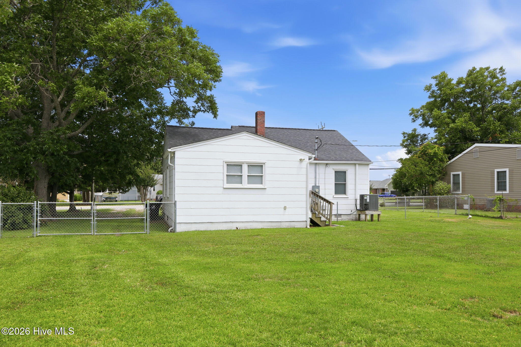 813 N 20th Street,Morehead City