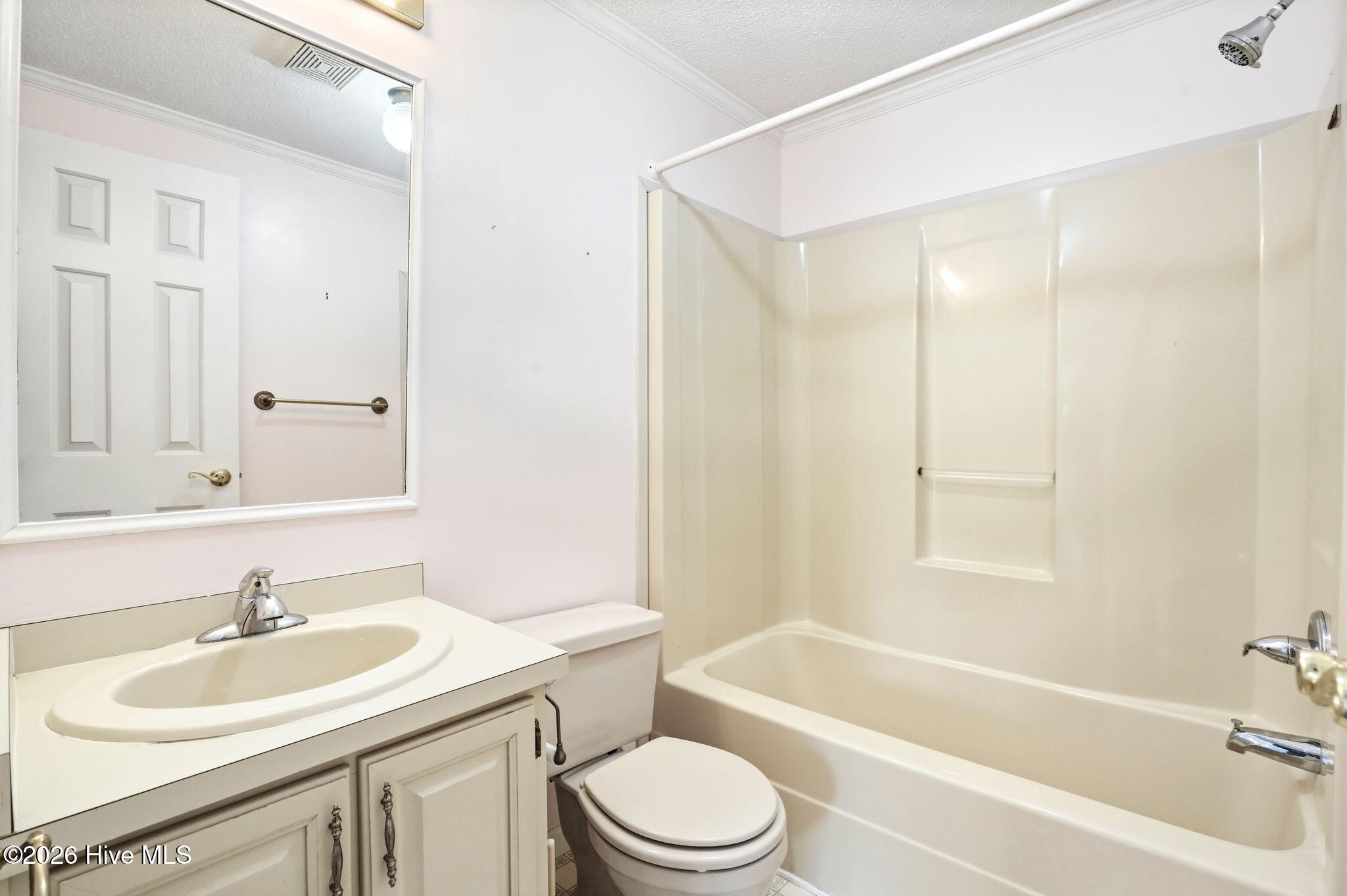 100561756 | Photo 50