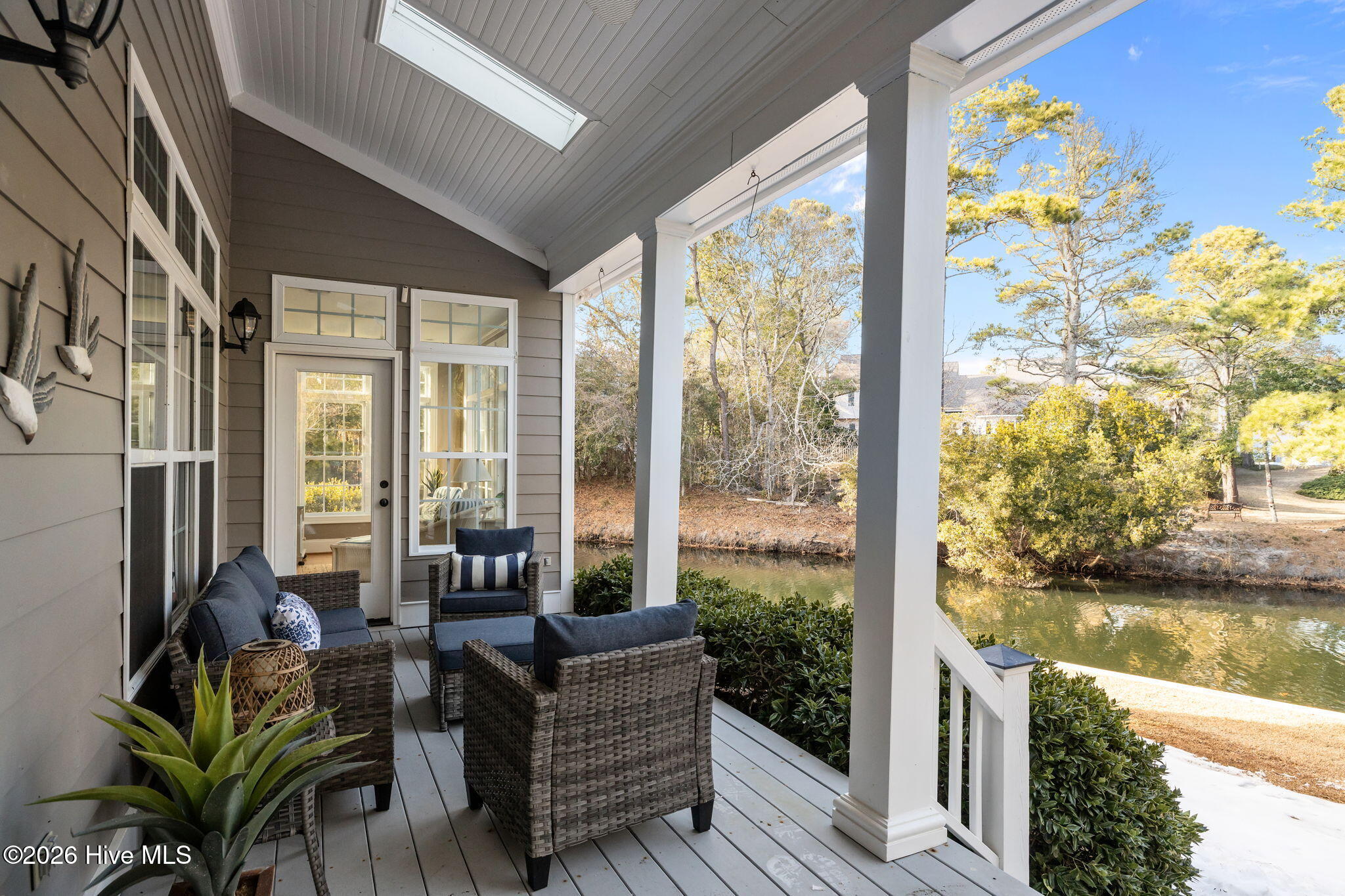 100554382 | Photo 41