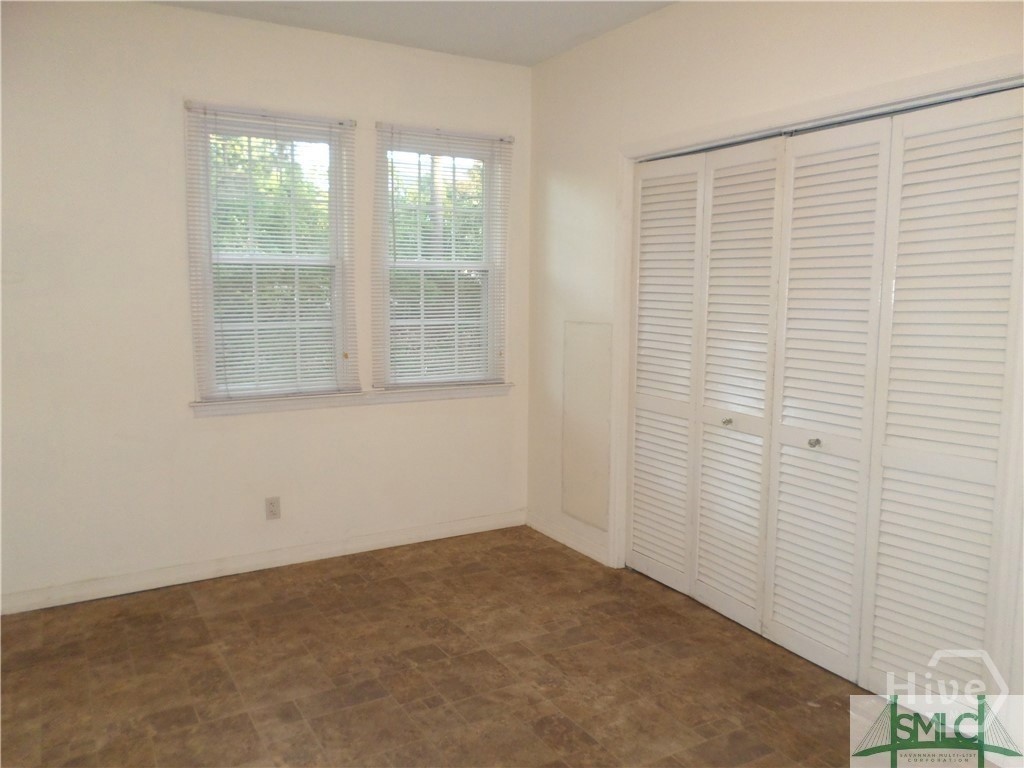 Laundry room storage