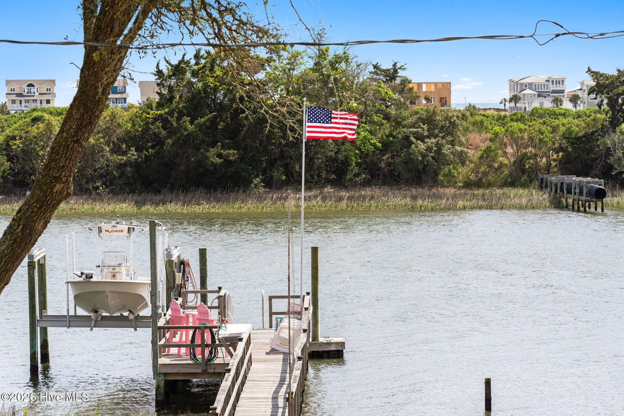 100566344 | Photo 11