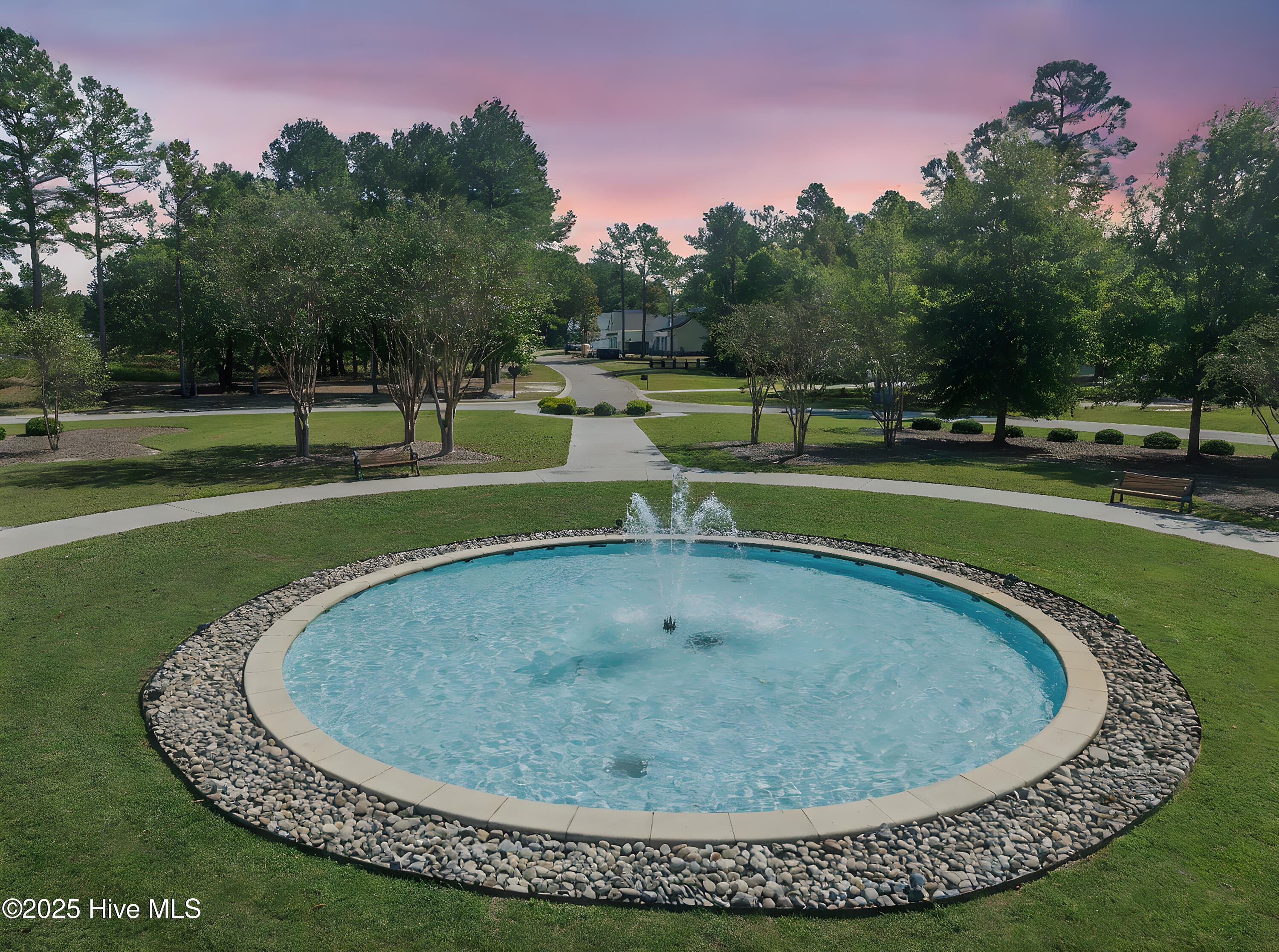 100532334 | Photo 63