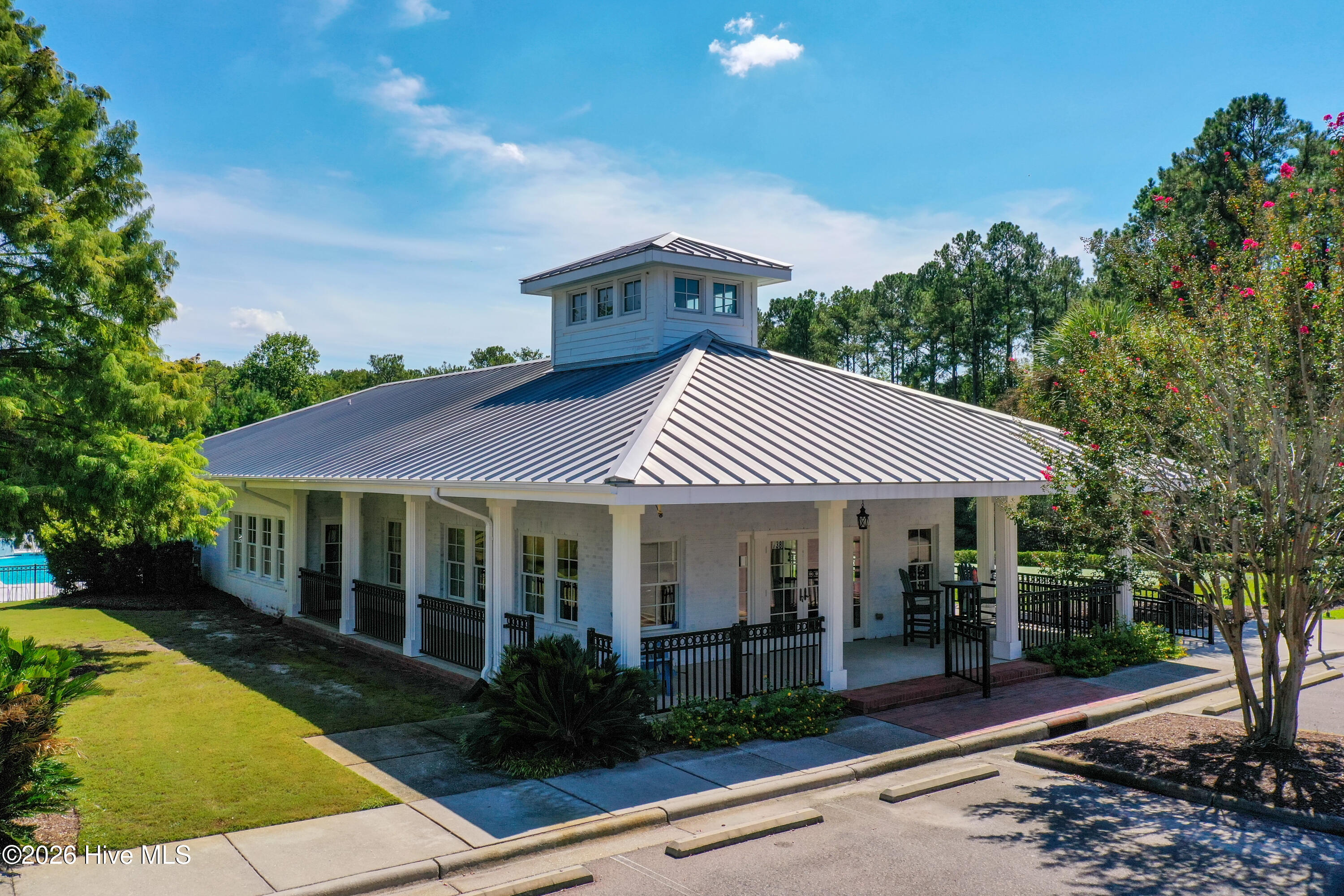 100559015 | Photo 18