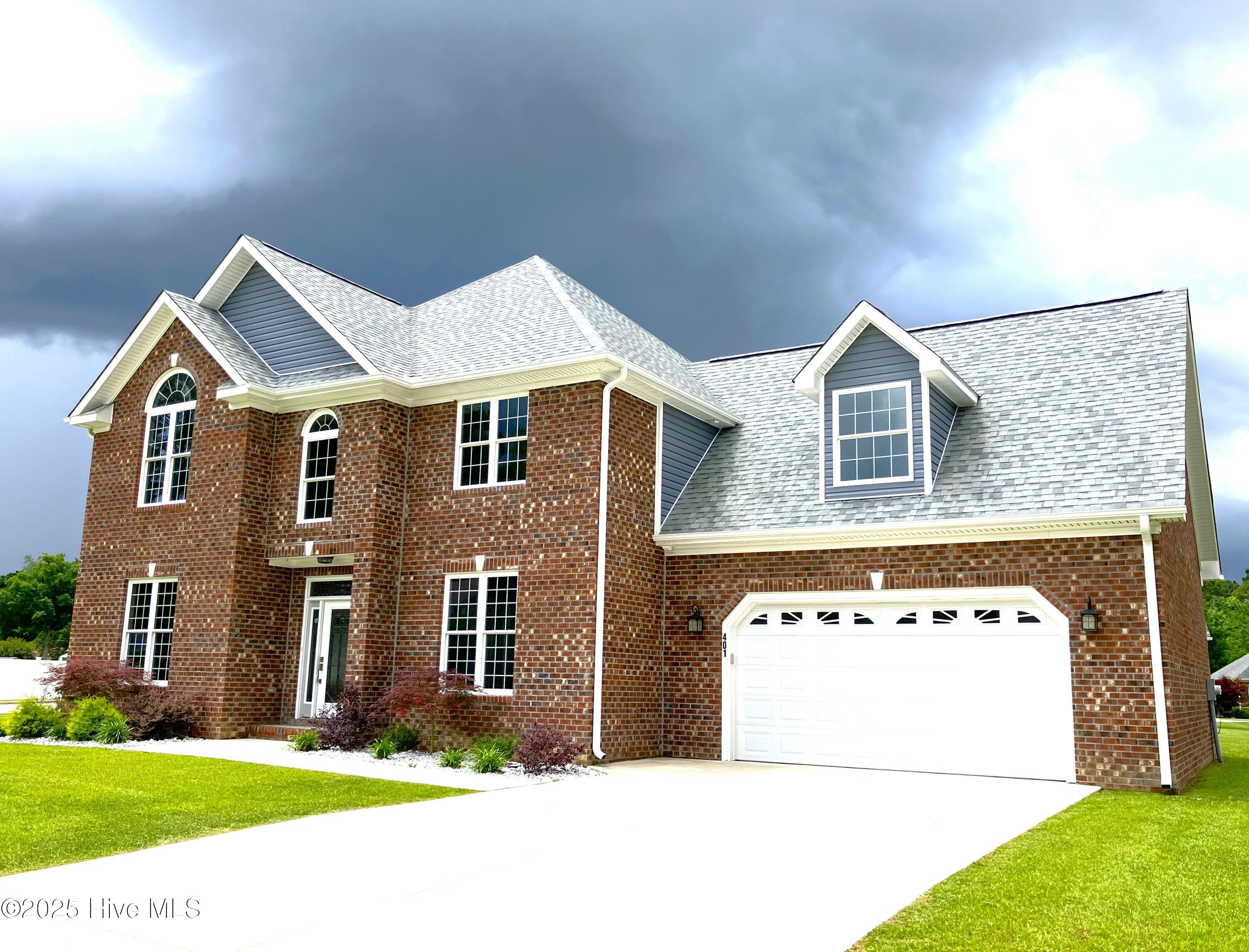 100514031 | Photo 43