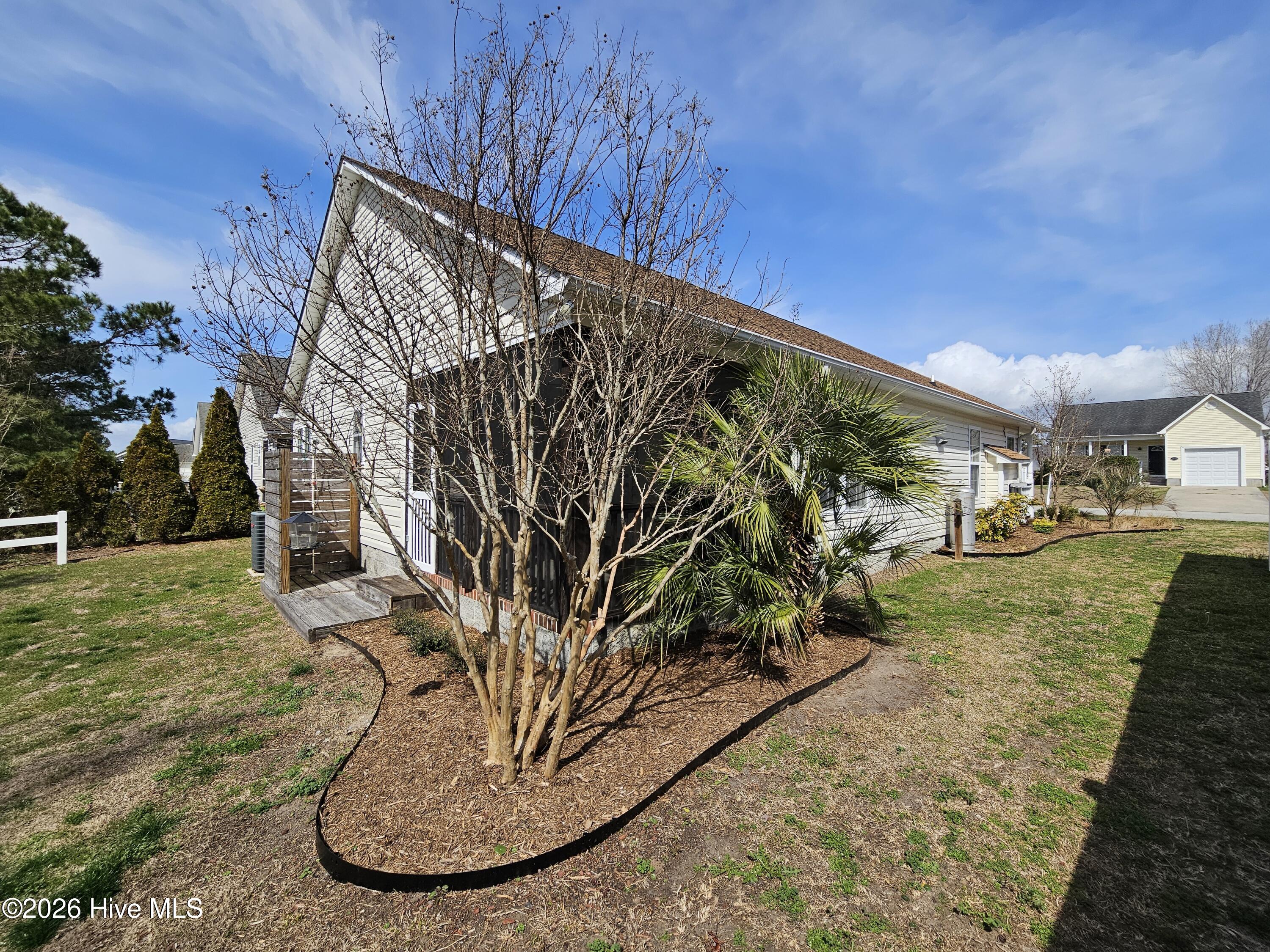 100557905 | Photo 32